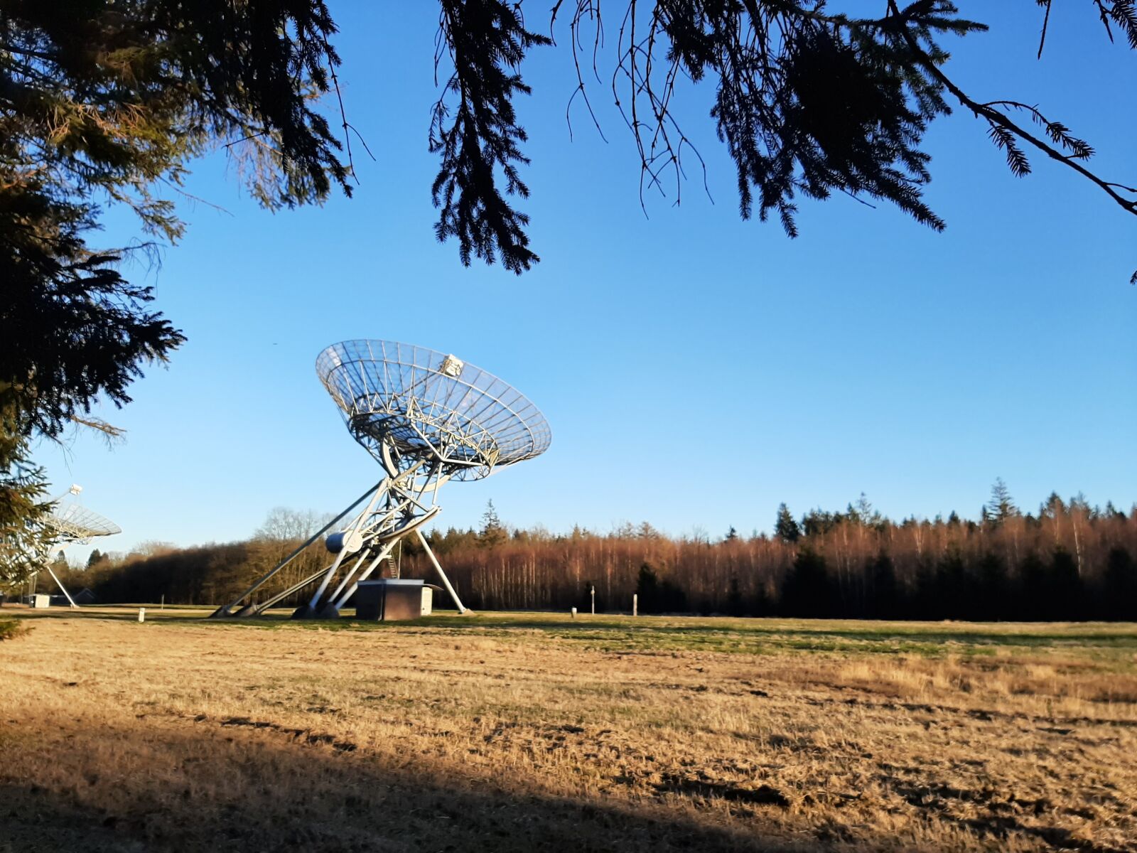 Samsung Galaxy A50 sample photo. Radio telescope, westerbork telescope photography