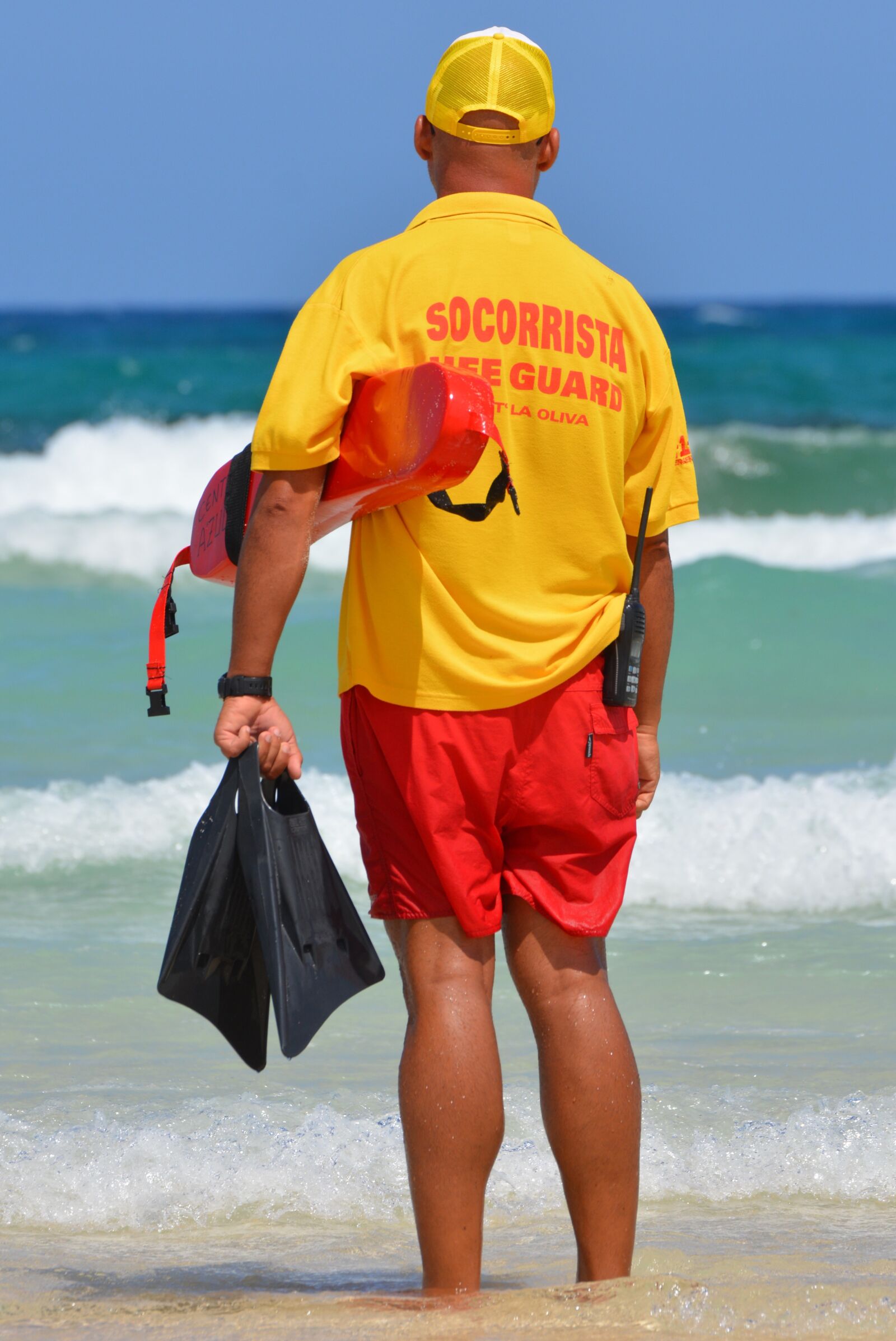 Nikon D5200 sample photo. Rescuer, sea, people photography