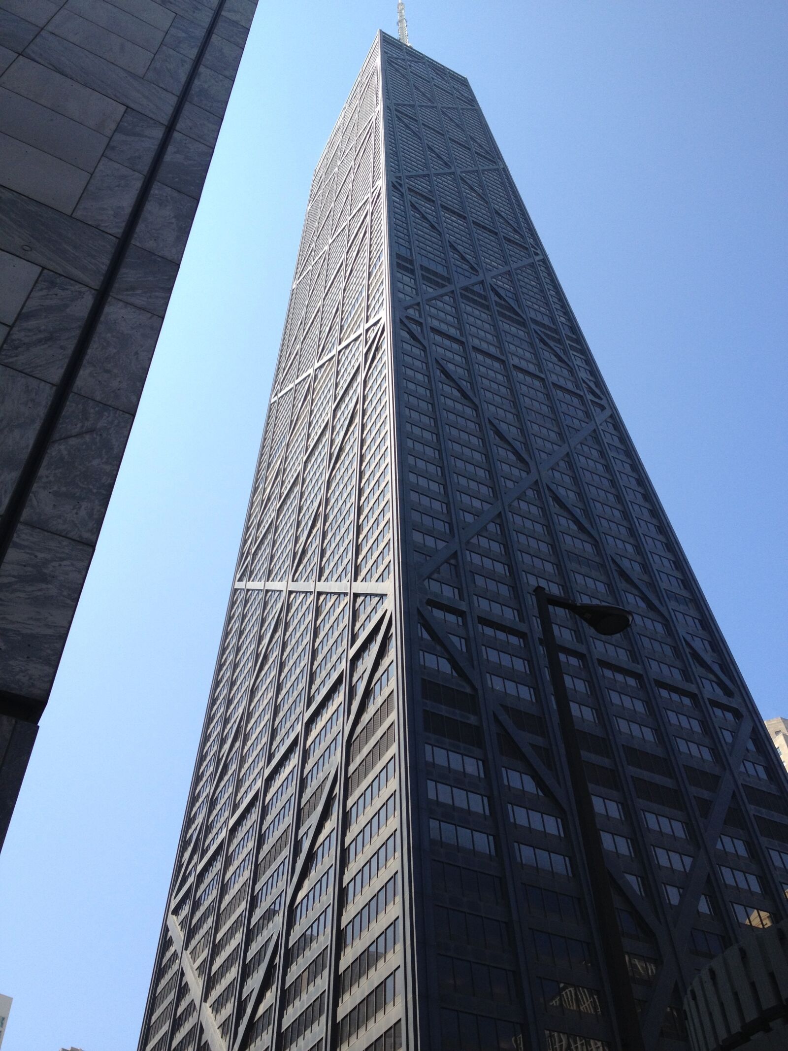 Apple iPhone 4S sample photo. Chicago, building, cityscape photography