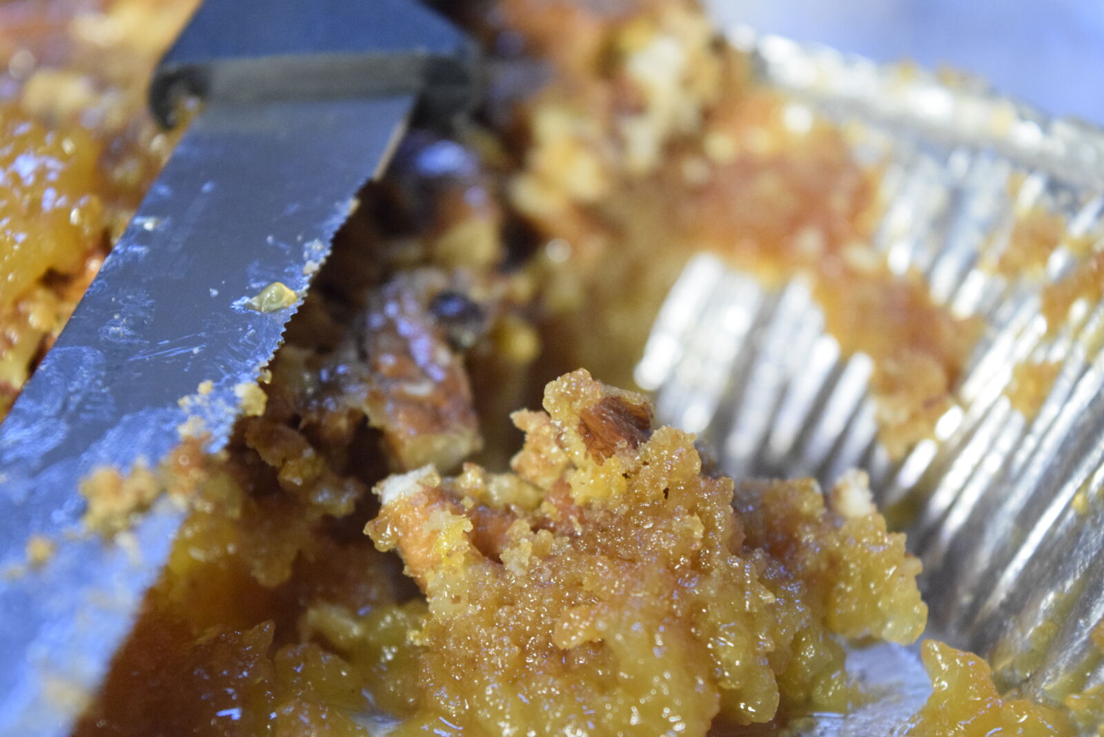 Nikon D3300 sample photo. Christmas, dessert, dinner, halfeaten photography