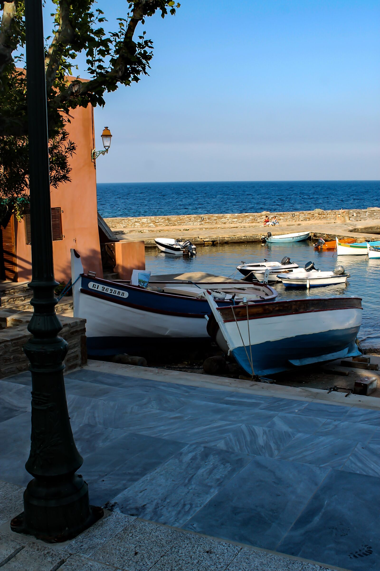 Canon EOS 1100D (EOS Rebel T3 / EOS Kiss X50) sample photo. Boat, port, mediterranean photography