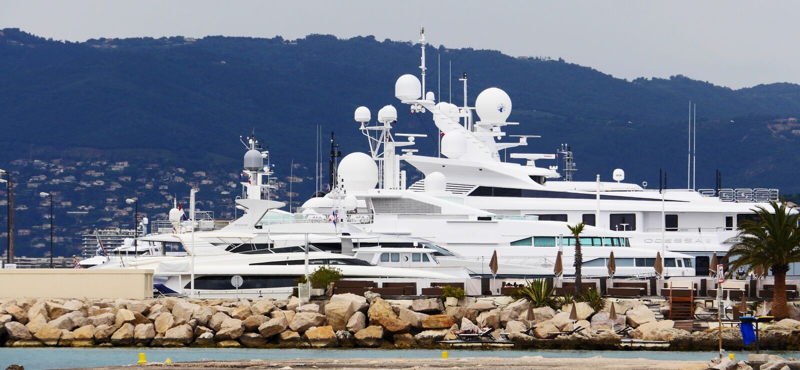 Panasonic Lumix DMC-GH3 sample photo. Yachts, constructions, cannes photography