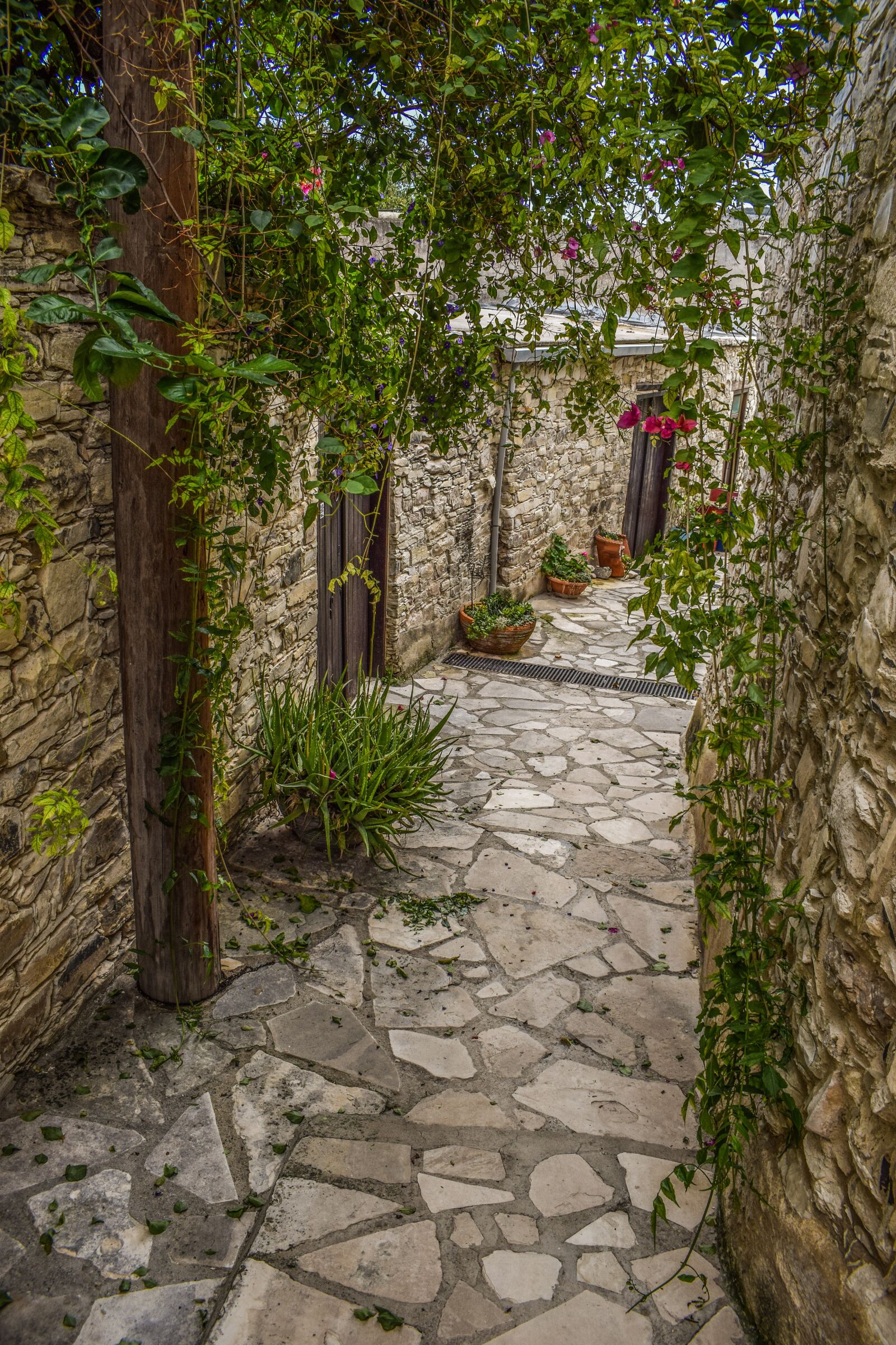 Nikon D3300 sample photo. Architecture, traditional, backstreet photography