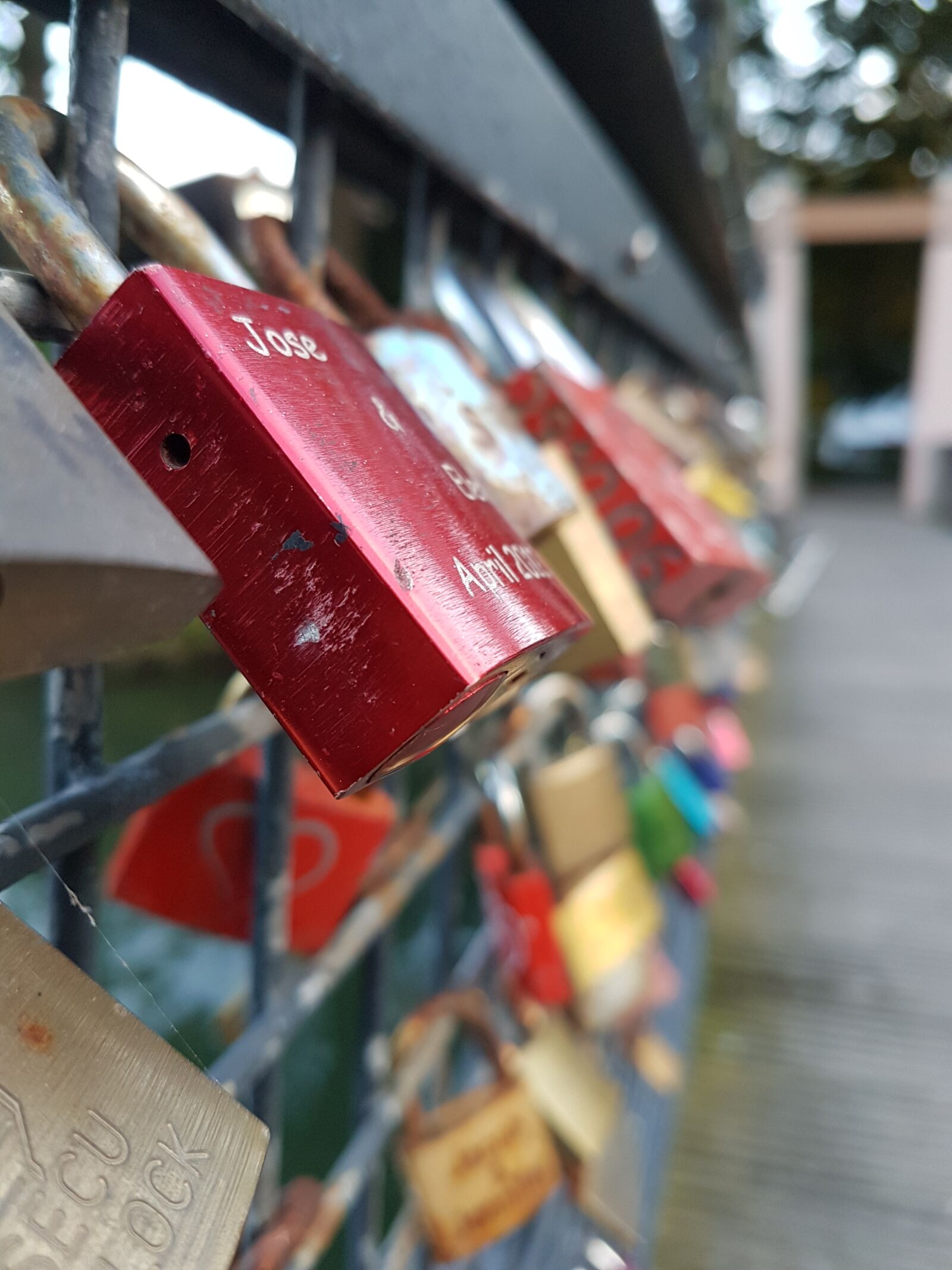 Samsung Galaxy S7 Edge sample photo. Castle, love, bridge photography