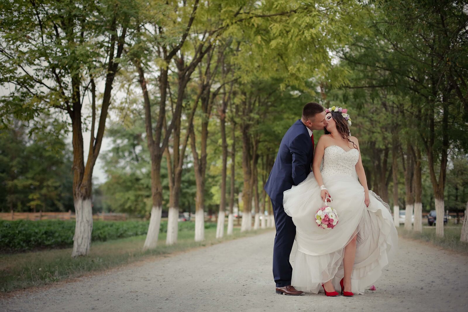 Canon EOS 5D Mark III sample photo. Groom, kiss, bride, village photography