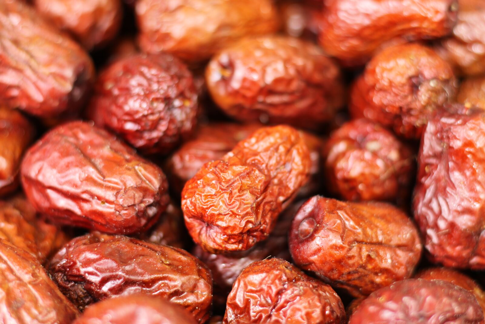 Canon EOS 7D Mark II sample photo. Fruit, dates, market photography
