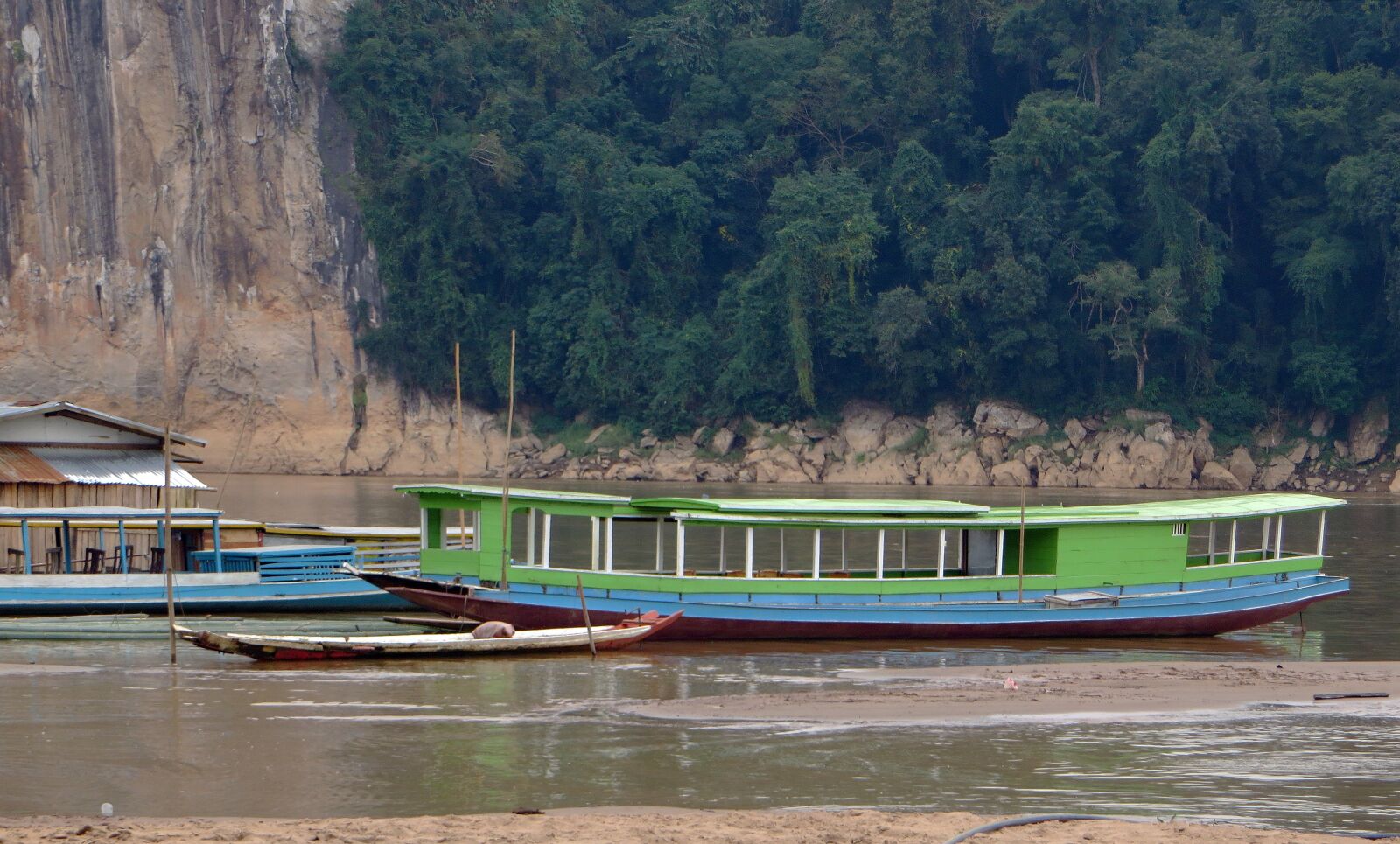 Canon PowerShot SX270 HS sample photo. Laos, mékong, pak-se photography
