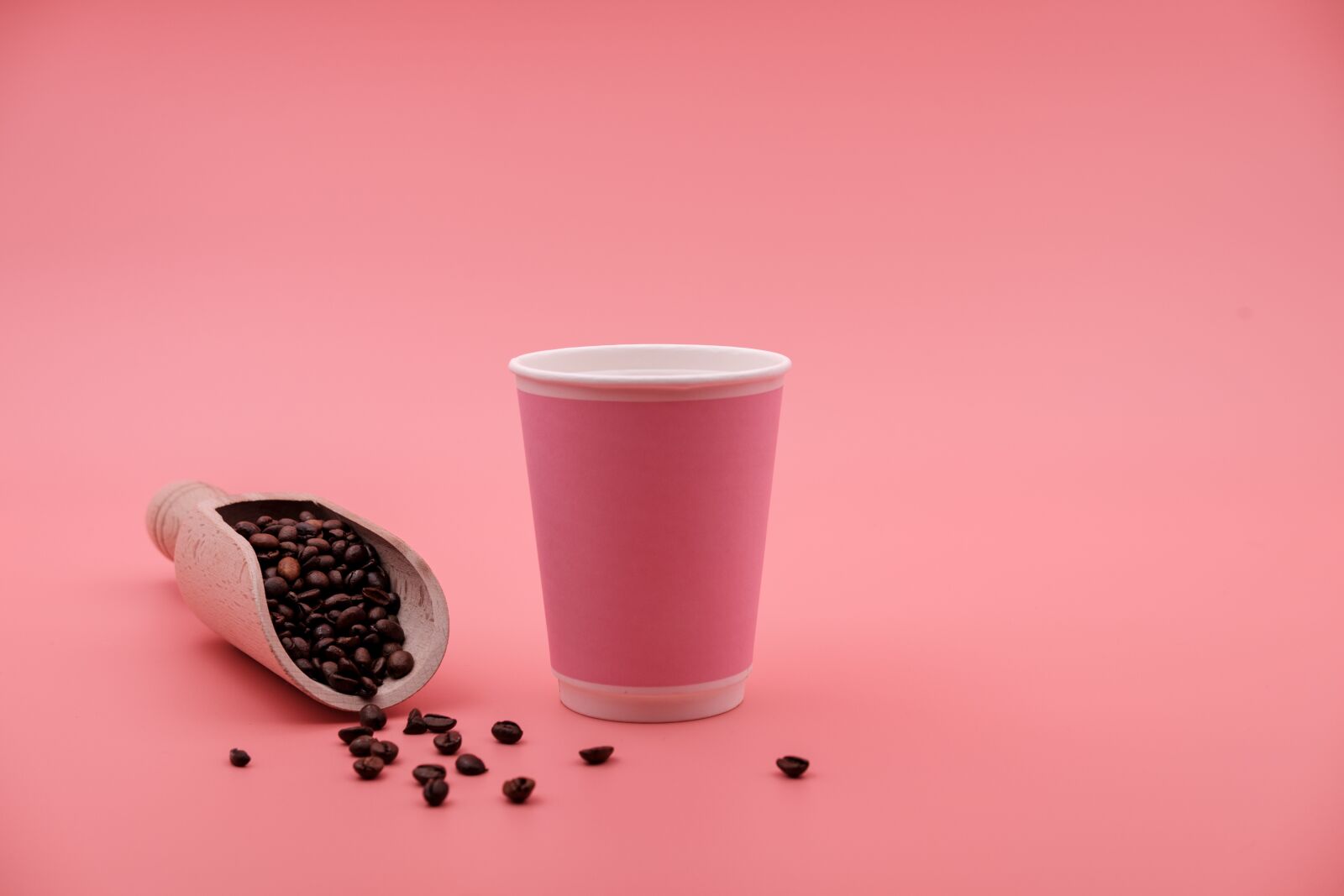 Fujifilm X-T2 + Fujifilm XF 35mm F2 R WR sample photo. Coffee, coffee beans, cup photography