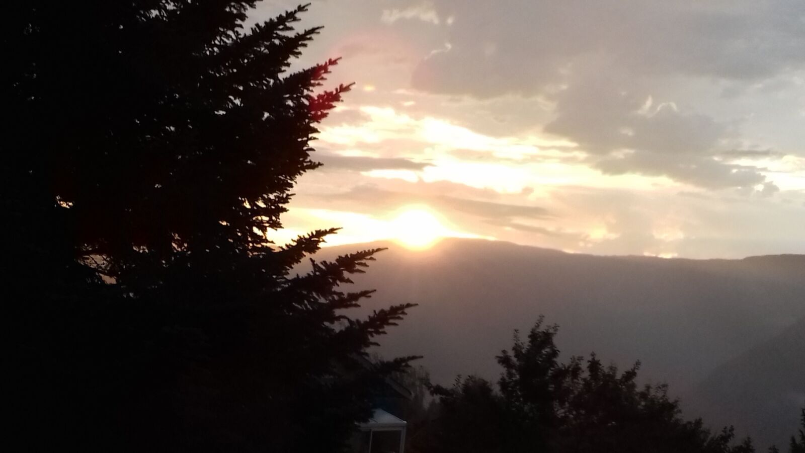 Samsung Galaxy J3(2016) sample photo