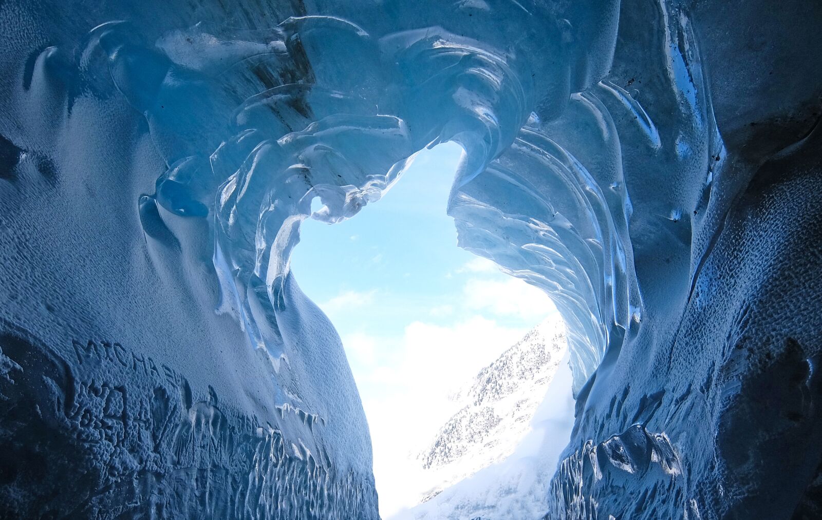 Fujifilm XQ2 sample photo. Ice, cave, nature photography