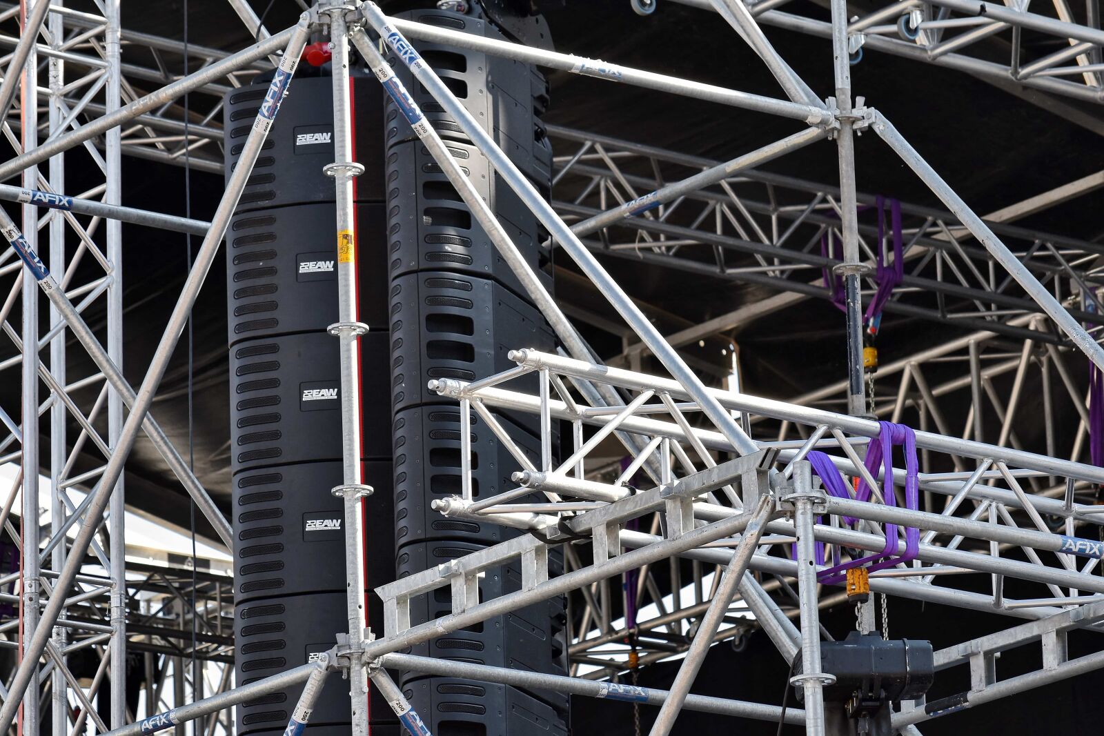 Nikon D5500 sample photo. Speakers, steel, construction, industry photography