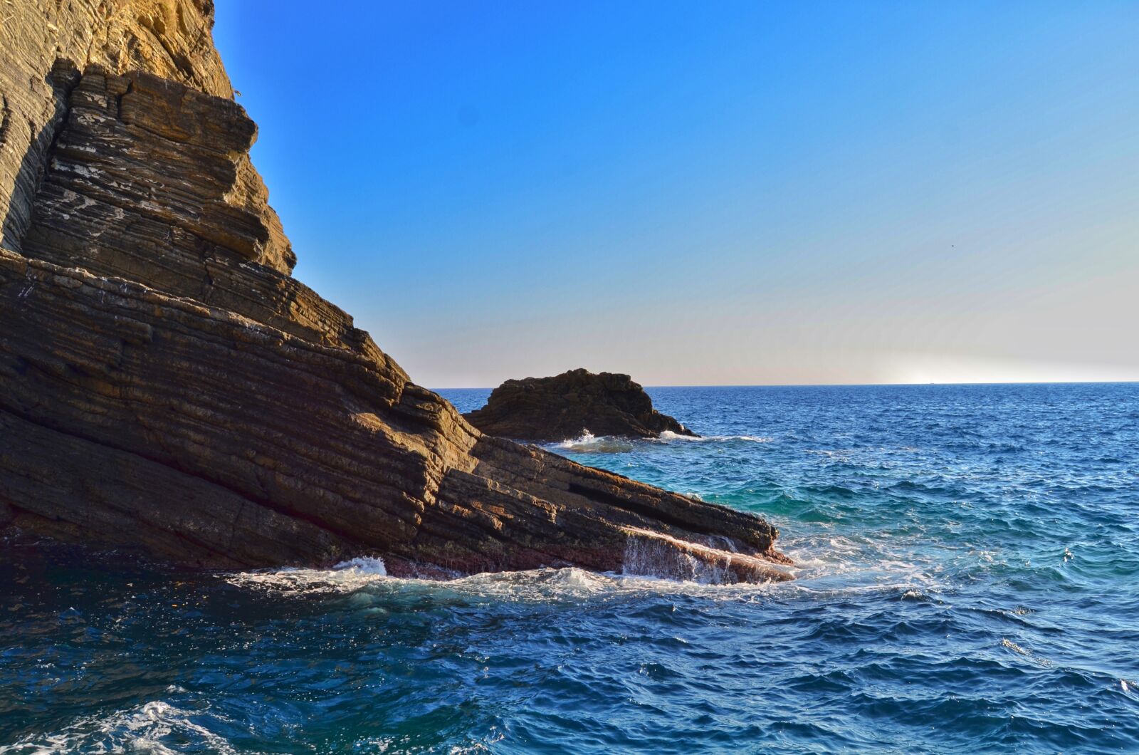 Nikon D7000 sample photo. See, italy, sky photography