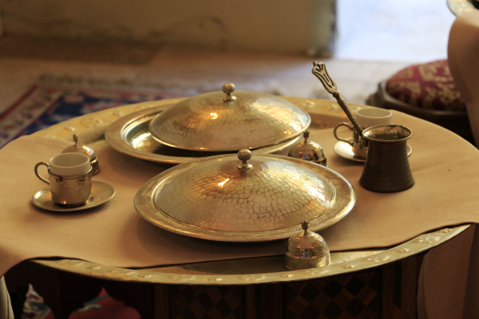 Canon EOS 70D sample photo. Food, table, ottoman photography