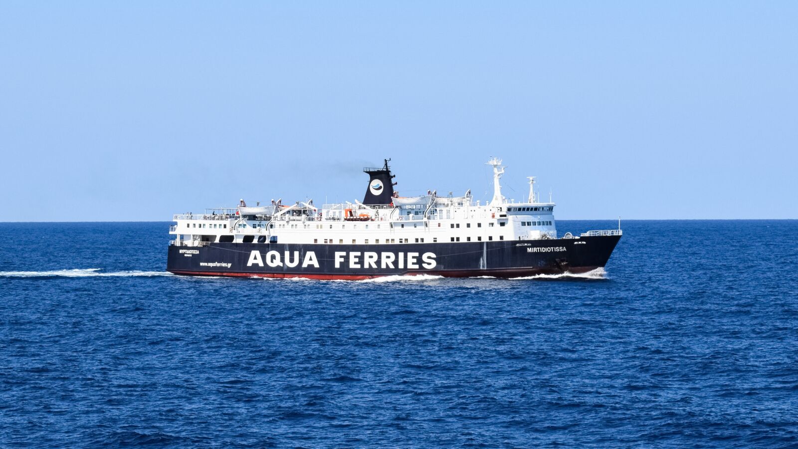 Nikon D3300 sample photo. Ferry boat, boat, travel photography