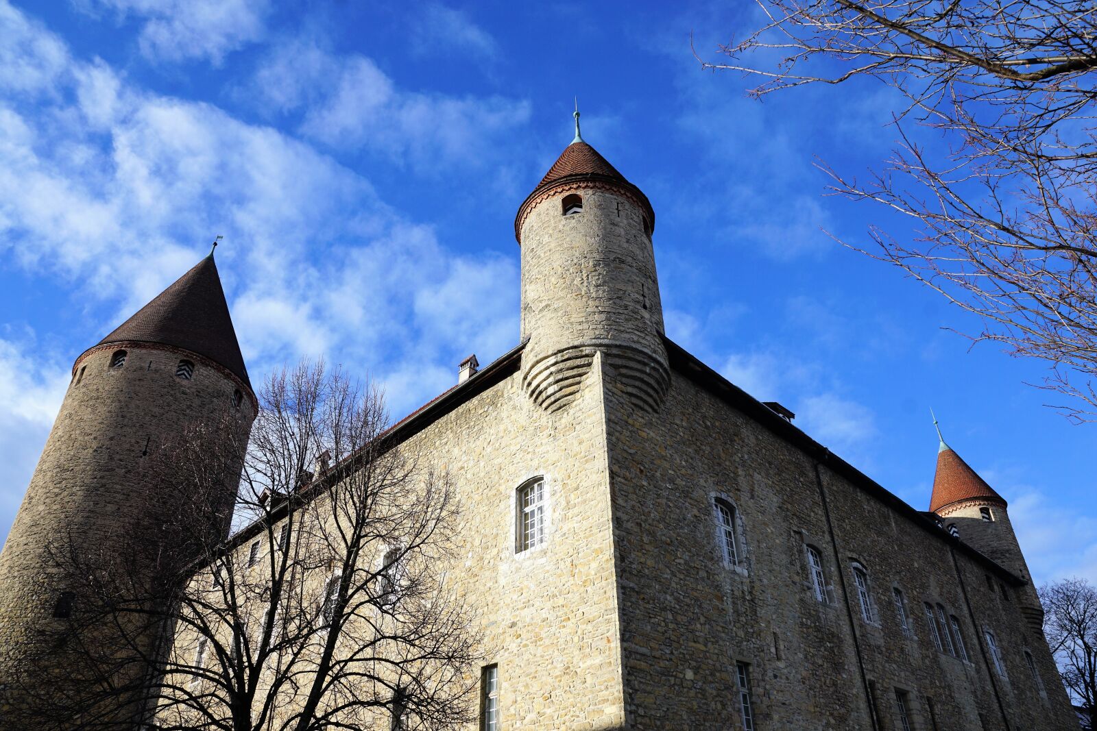 Sony ILCA-77M2 + Sony DT 16-50mm F2.8 SSM sample photo. Architecture, old, sky photography