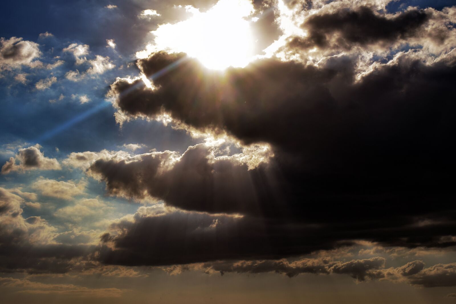 Nikon D3300 sample photo. Clouds, dramatic, sky photography