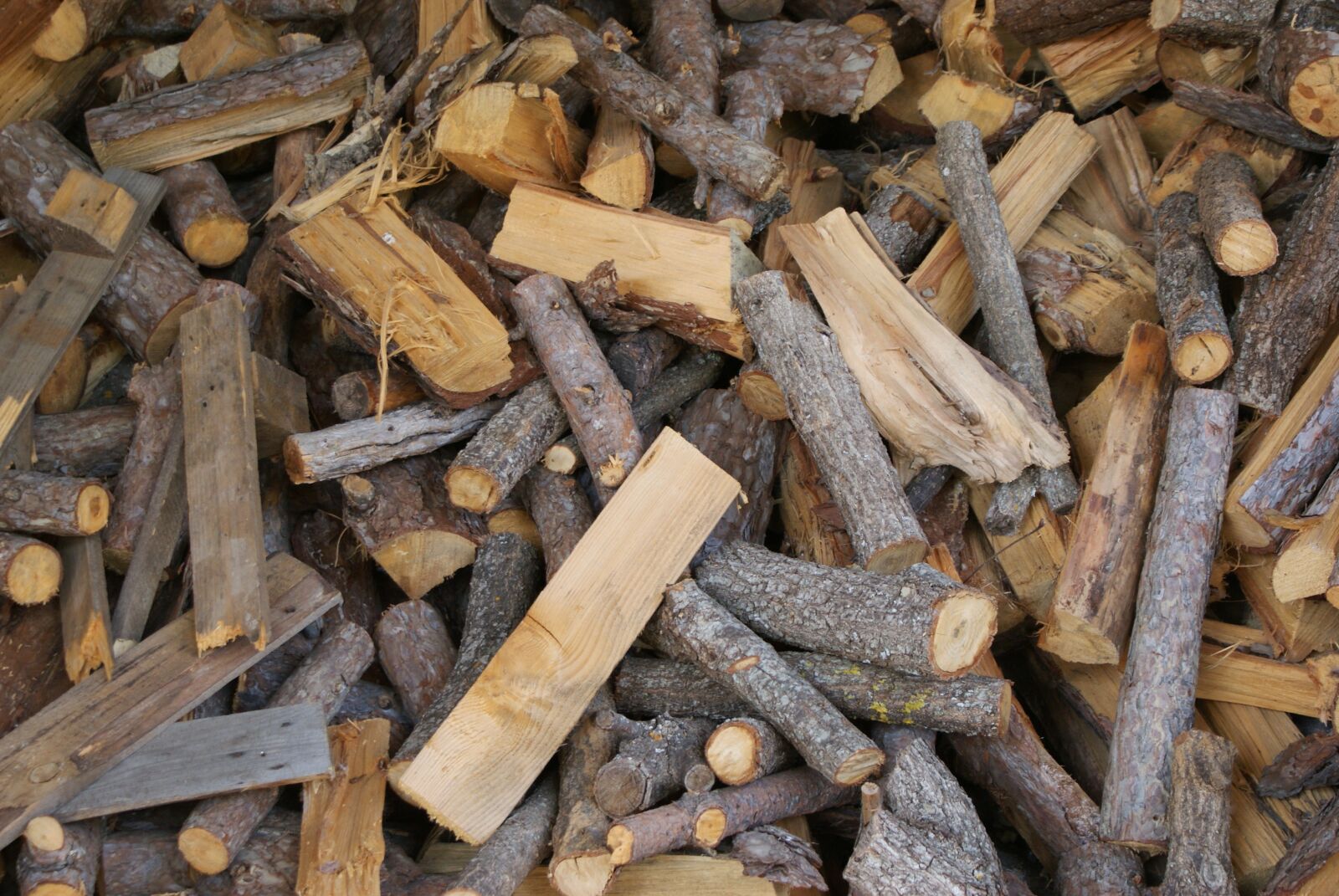 Sony Alpha DSLR-A200 sample photo. Wood blocks, wood, trunks photography
