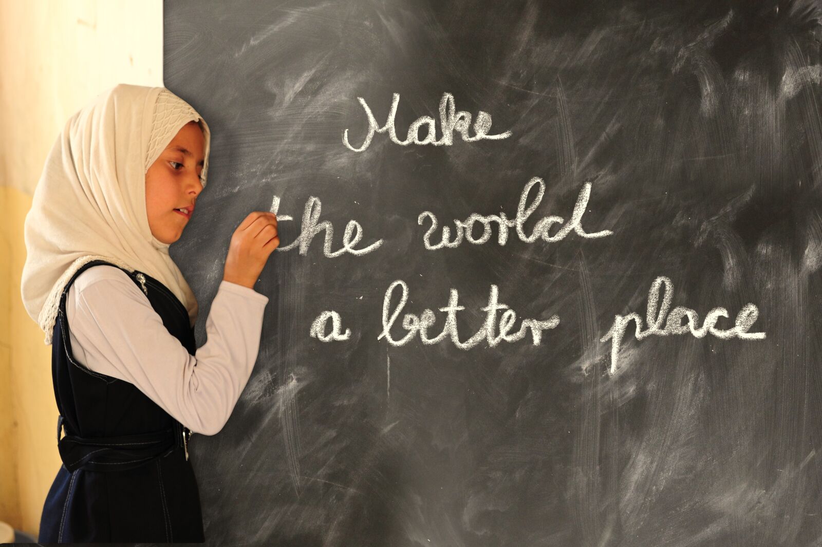 Nikon D3S sample photo. School, board, world photography