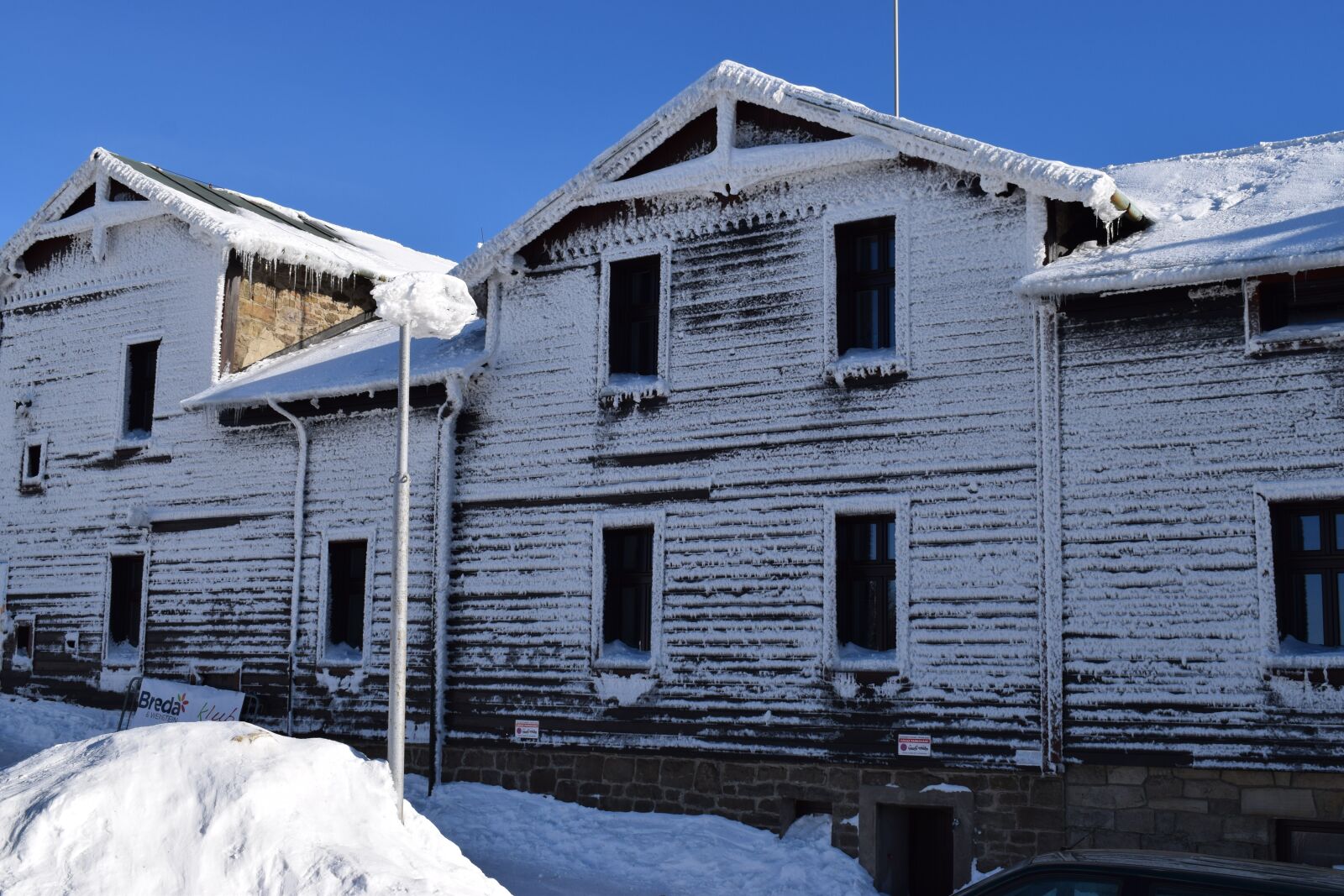Nikon D3300 sample photo. Winter, cottage, snow photography