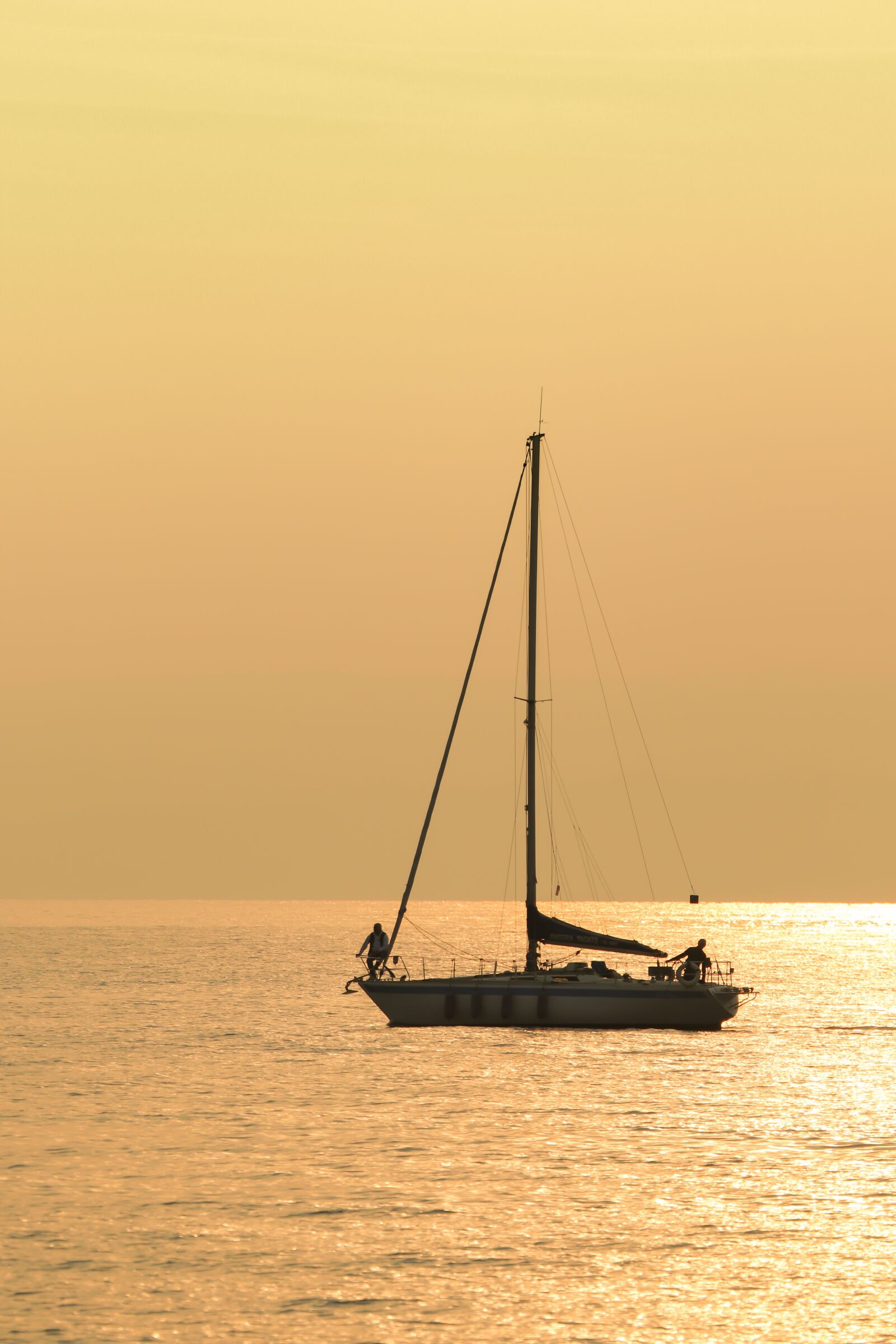 Canon EOS 200D (EOS Rebel SL2 / EOS Kiss X9) sample photo. Sailing boat, sailing vessel photography