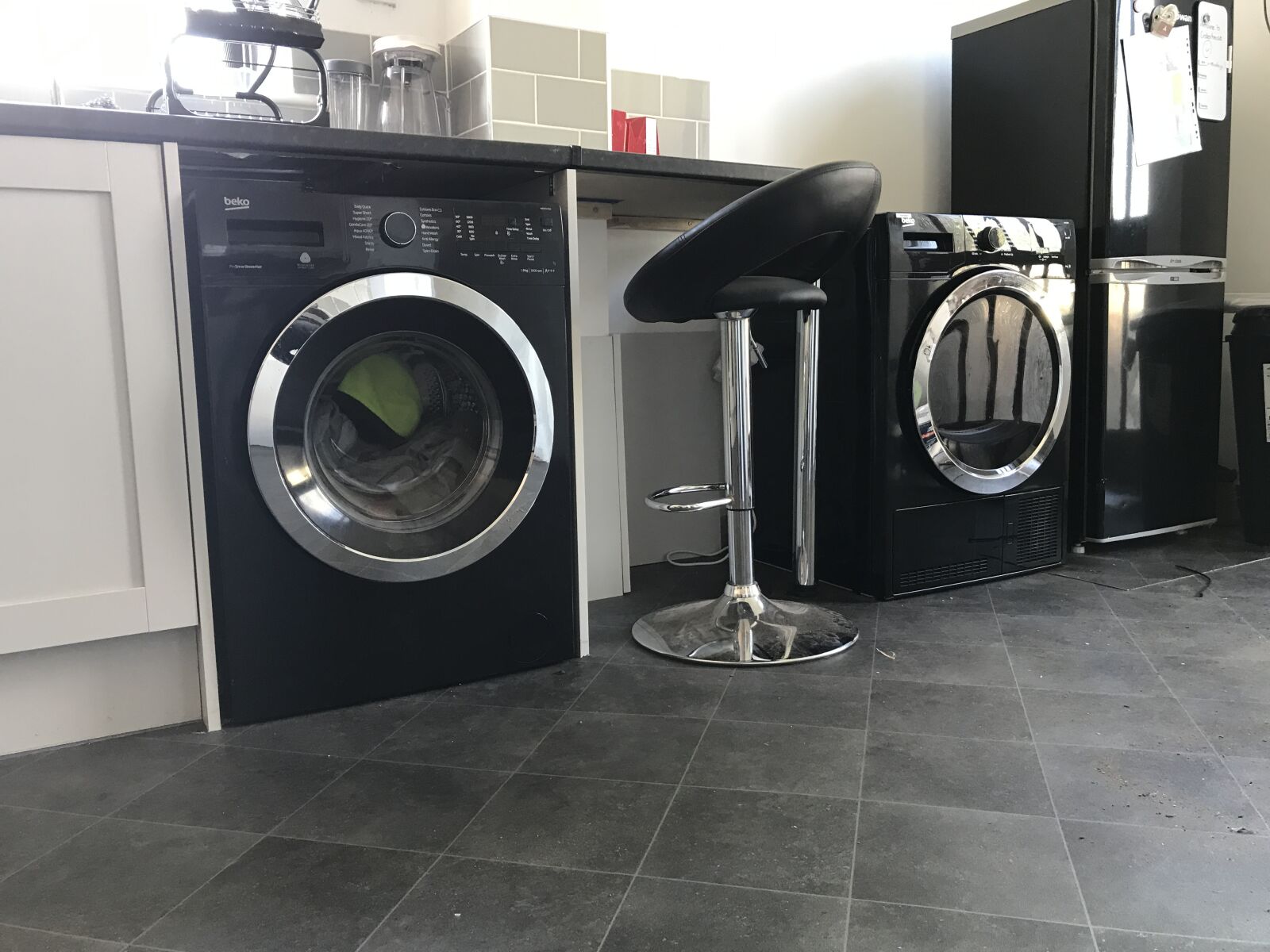 Apple iPad Pro (10.5-inch) sample photo. Washing machine, dryer, laundry photography