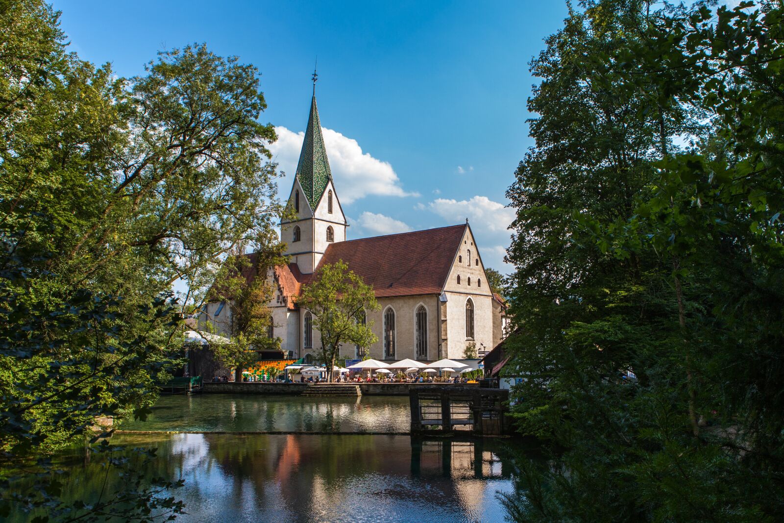 Canon EOS 5D Mark II sample photo. Church, architecture, nature photography