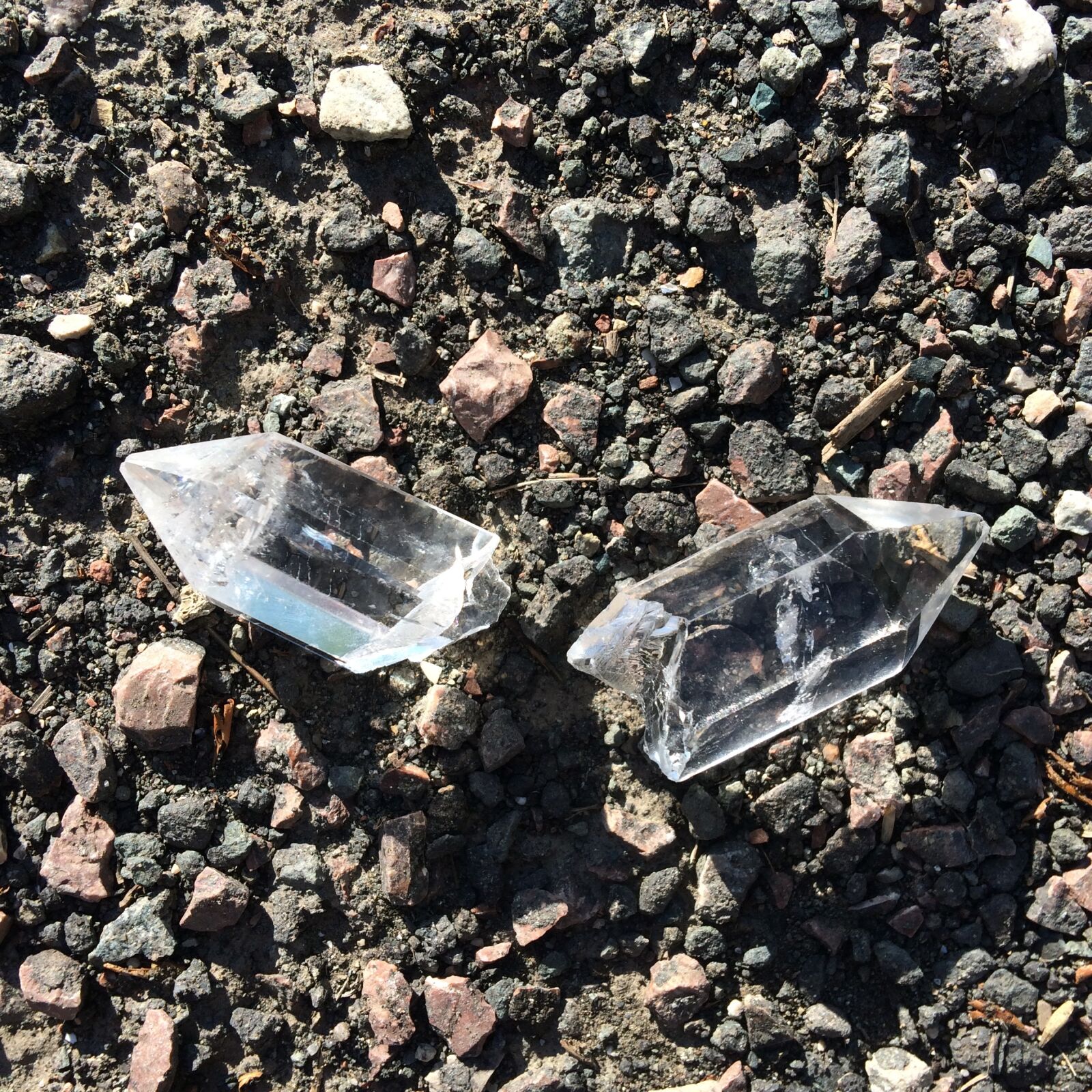 iPhone 5s back camera 4.15mm f/2.2 sample photo. Crystal, asphalt, broken photography