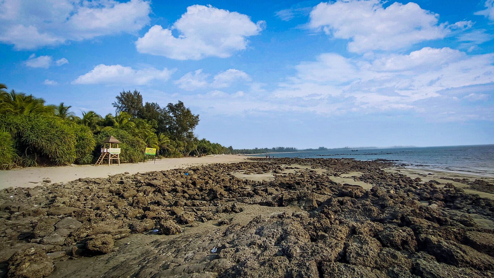 Xiaomi Mi A3 sample photo. Beach, ireland, bangladesh photography