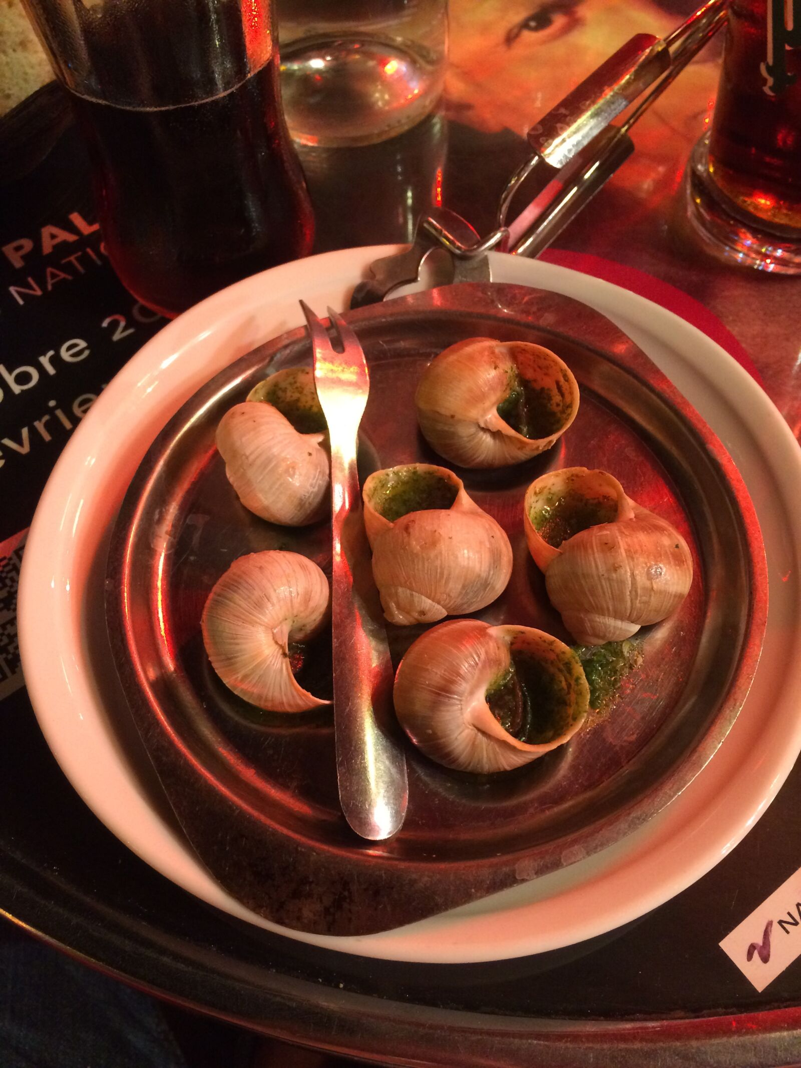 iPhone 5s back camera 4.15mm f/2.2 sample photo. Paris, escargot, bistro photography