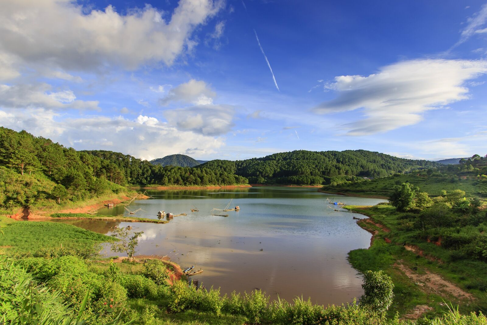 Canon EF-S 10-22mm F3.5-4.5 USM sample photo. Hoằng, than, skin photography