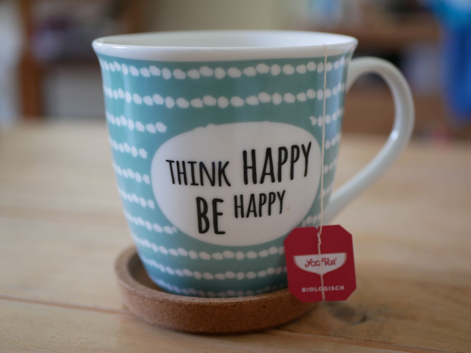 Panasonic Lumix DMC-GX85 (Lumix DMC-GX80 / Lumix DMC-GX7 Mark II) sample photo. Tea, cup, drink photography