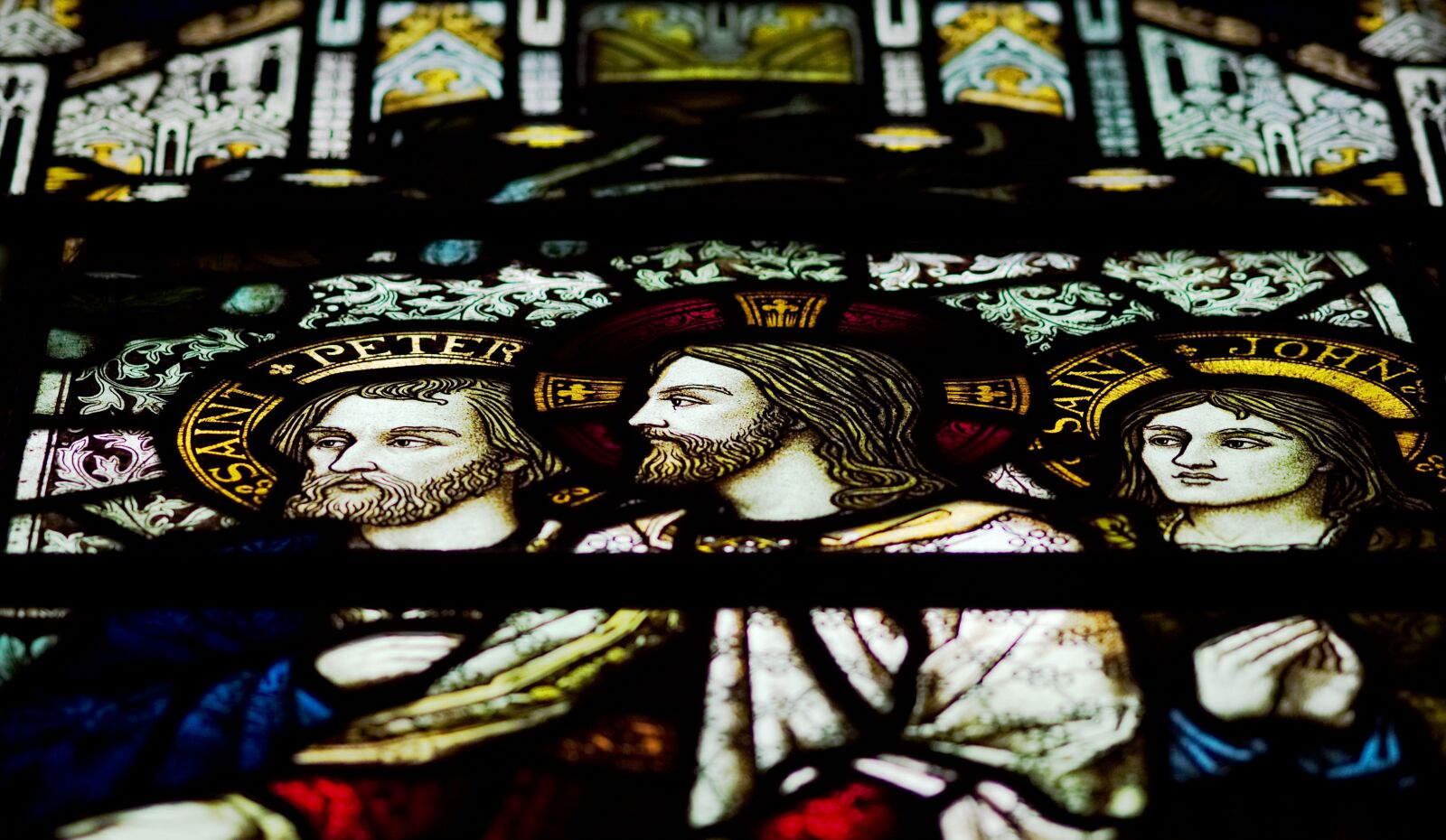 Olympus M.Zuiko Digital ED 75mm F1.8 sample photo. Jesus, christ, stained photography