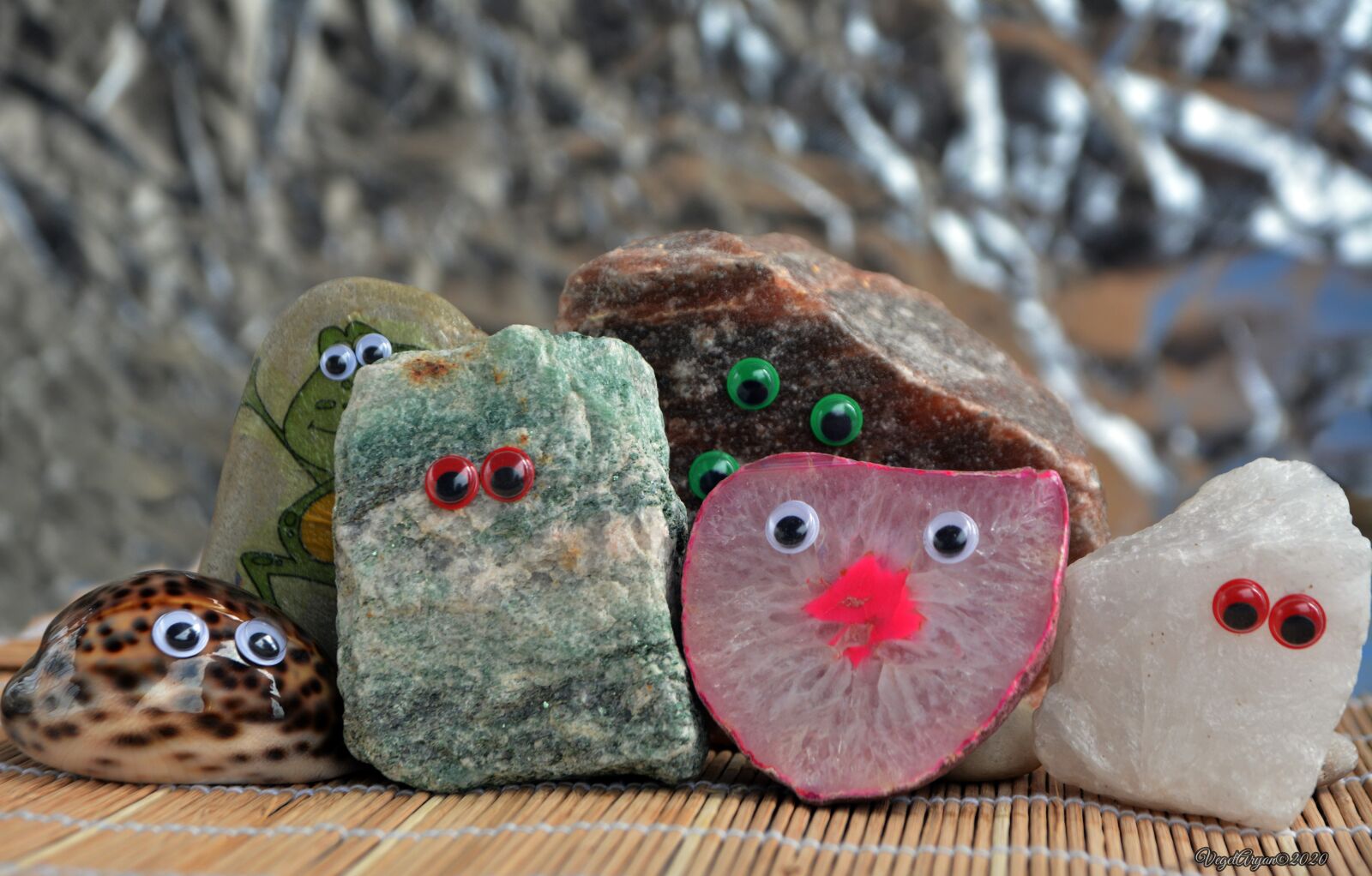 Nikon D7100 sample photo. Decoupage, stone, humor photography
