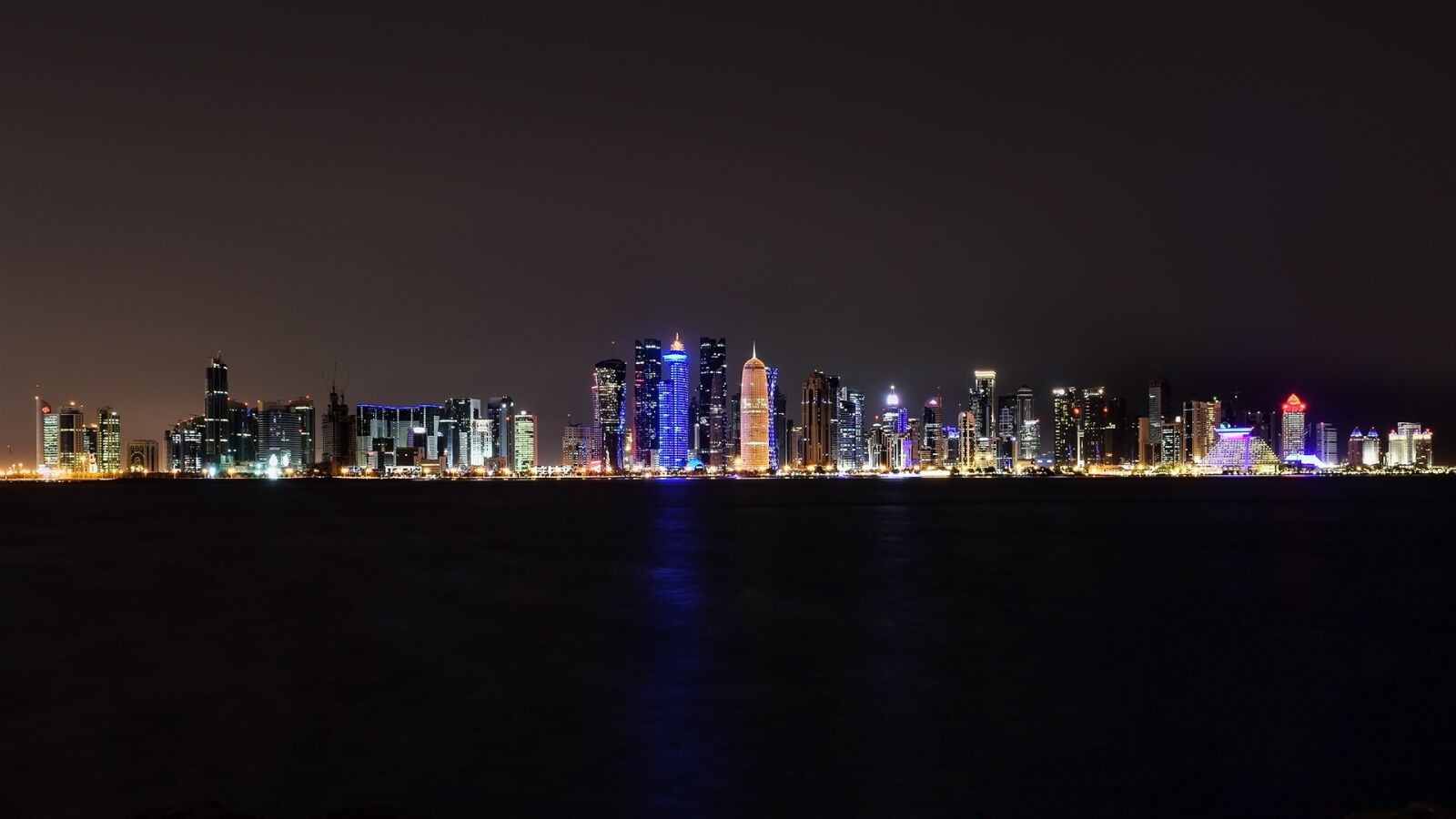 Nikon D3300 sample photo. Doha, qatar, west bay photography