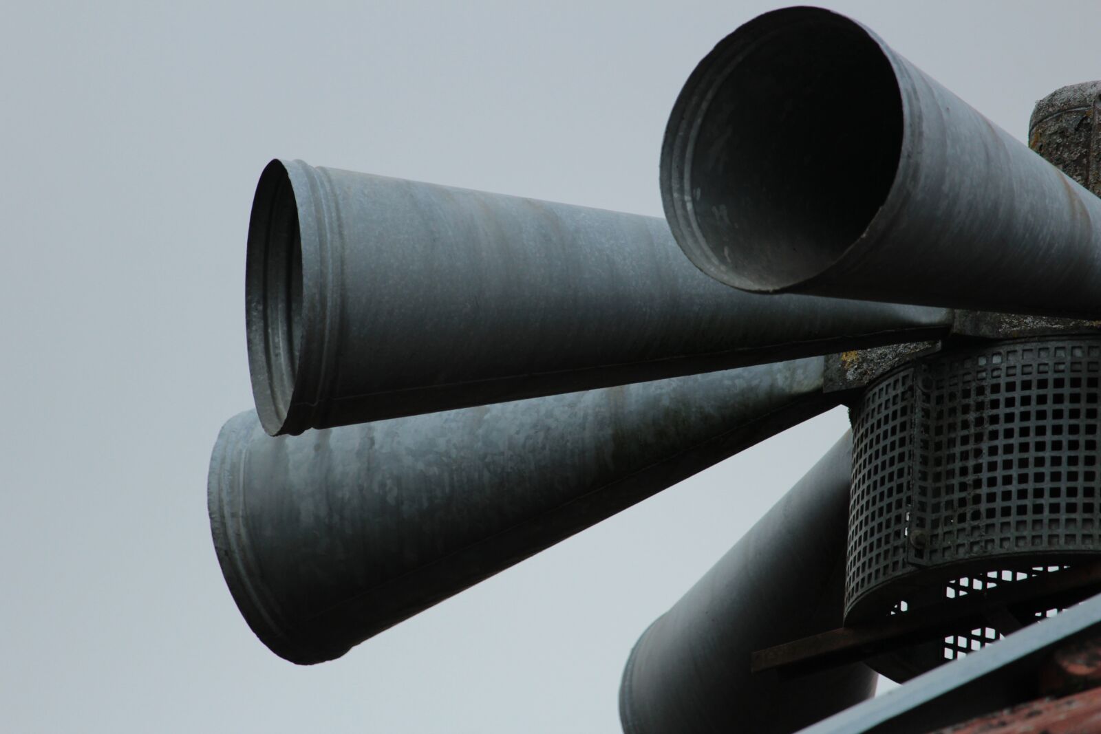 Canon EF-S 55-250mm F4-5.6 IS STM sample photo. Alert, firefighter, ringtone photography