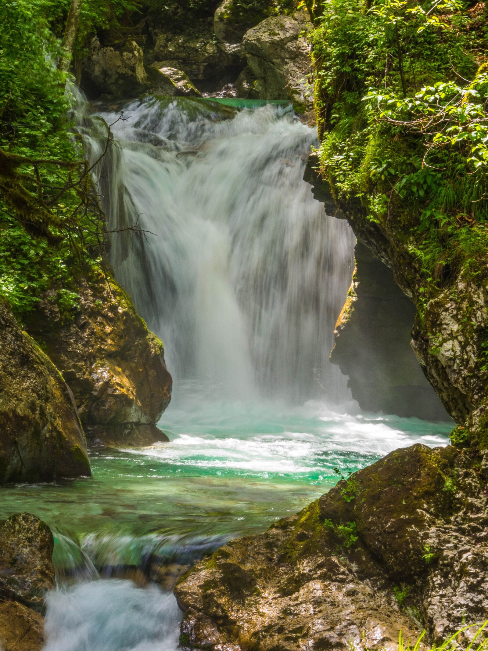 Olympus OM-D E-M1 + OLYMPUS M.12-50mm F3.5-6.3 sample photo. Waterfall, slovenia, nature photography