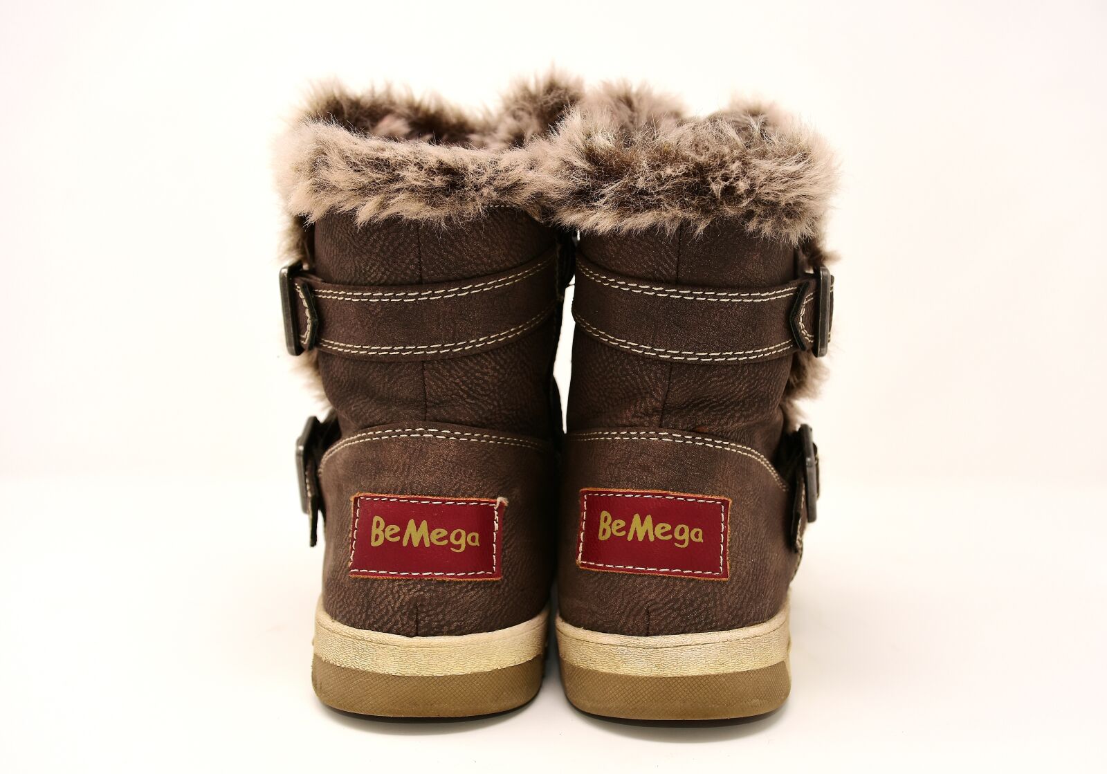 Nikon D7200 sample photo. Winter boots, boots, winter photography
