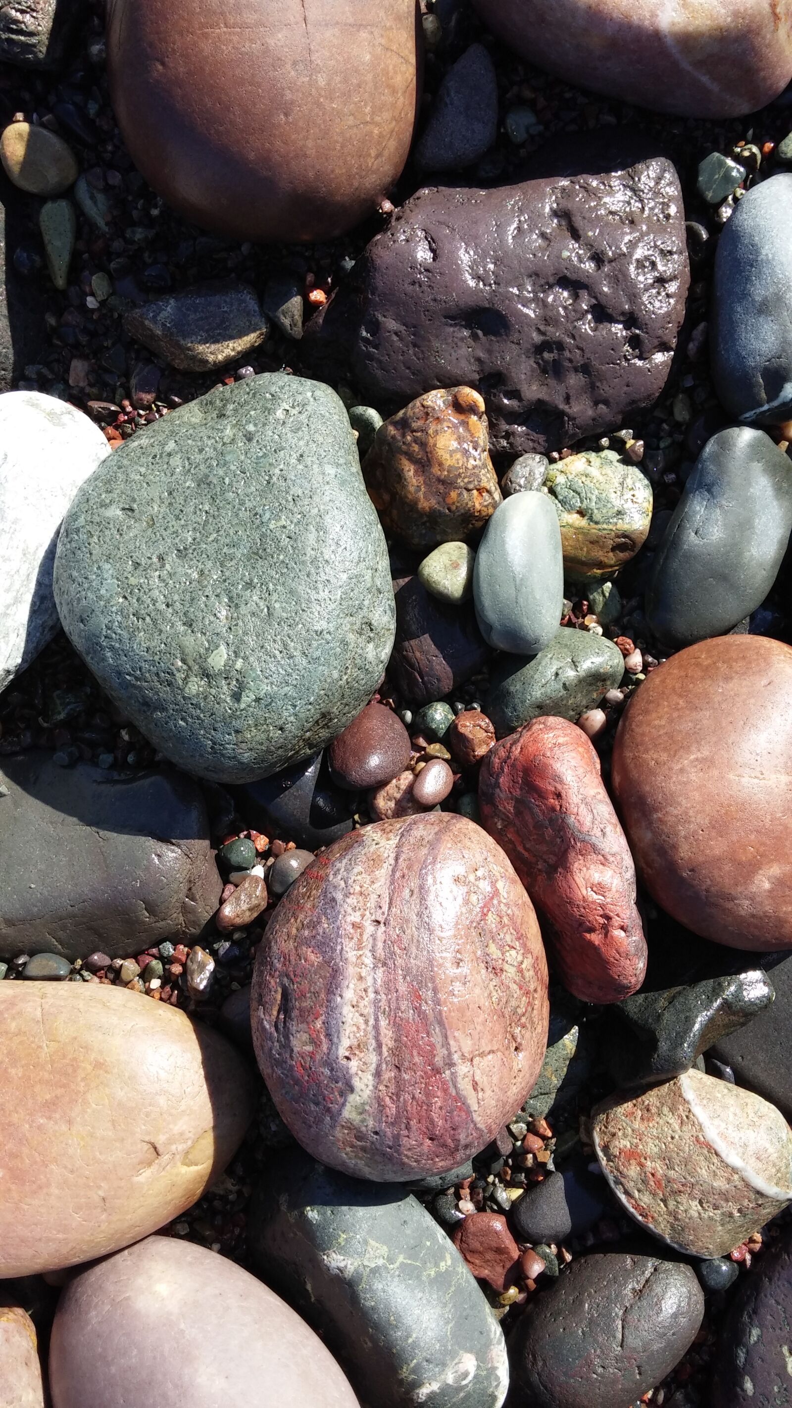 LG G FLEX sample photo. Beach, pebbles, rock photography