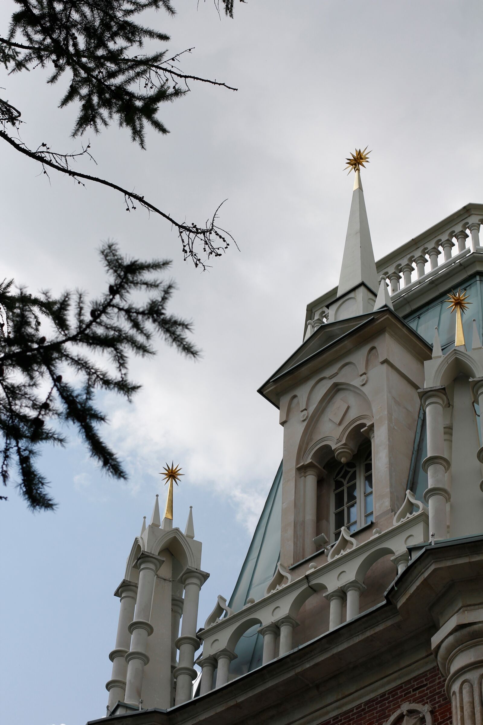 Canon EOS 60D + Canon EF 50mm F1.4 USM sample photo. Tsaritsyno, park, castle park photography