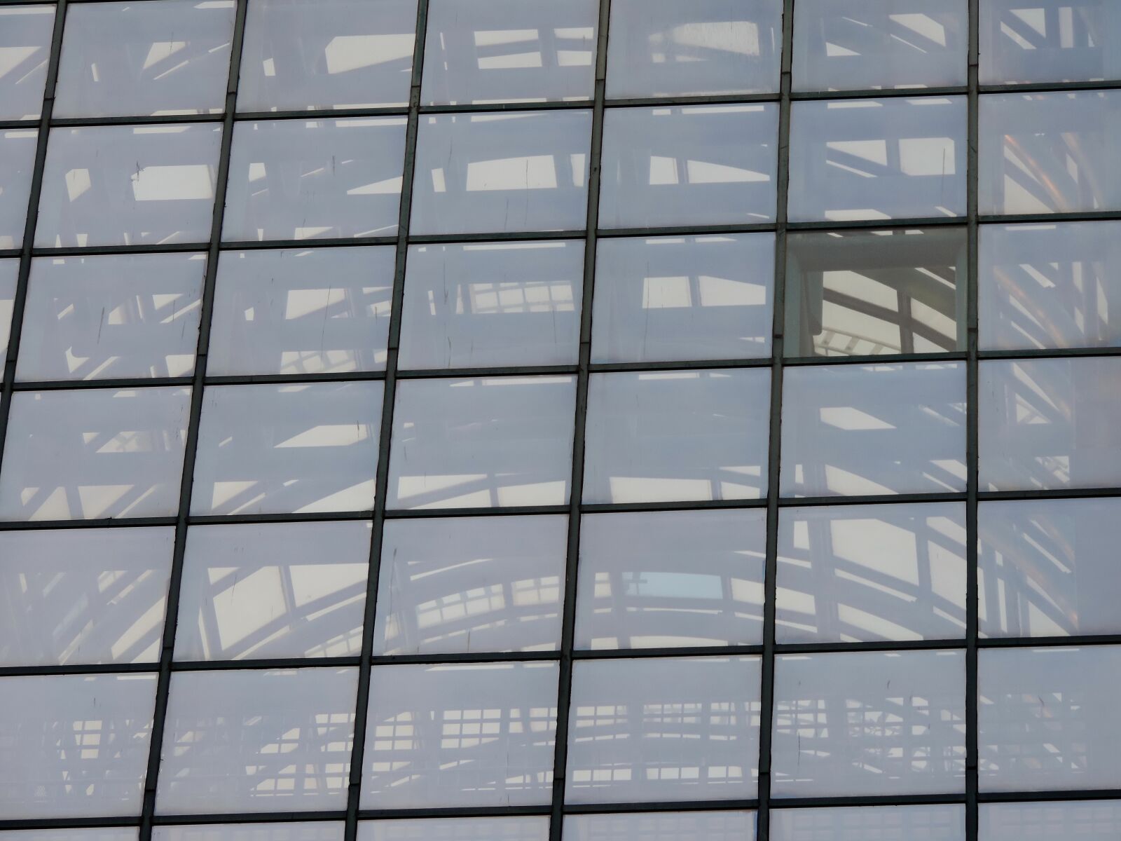 Nikon Coolpix P520 sample photo. Architecture, building, business, modern photography