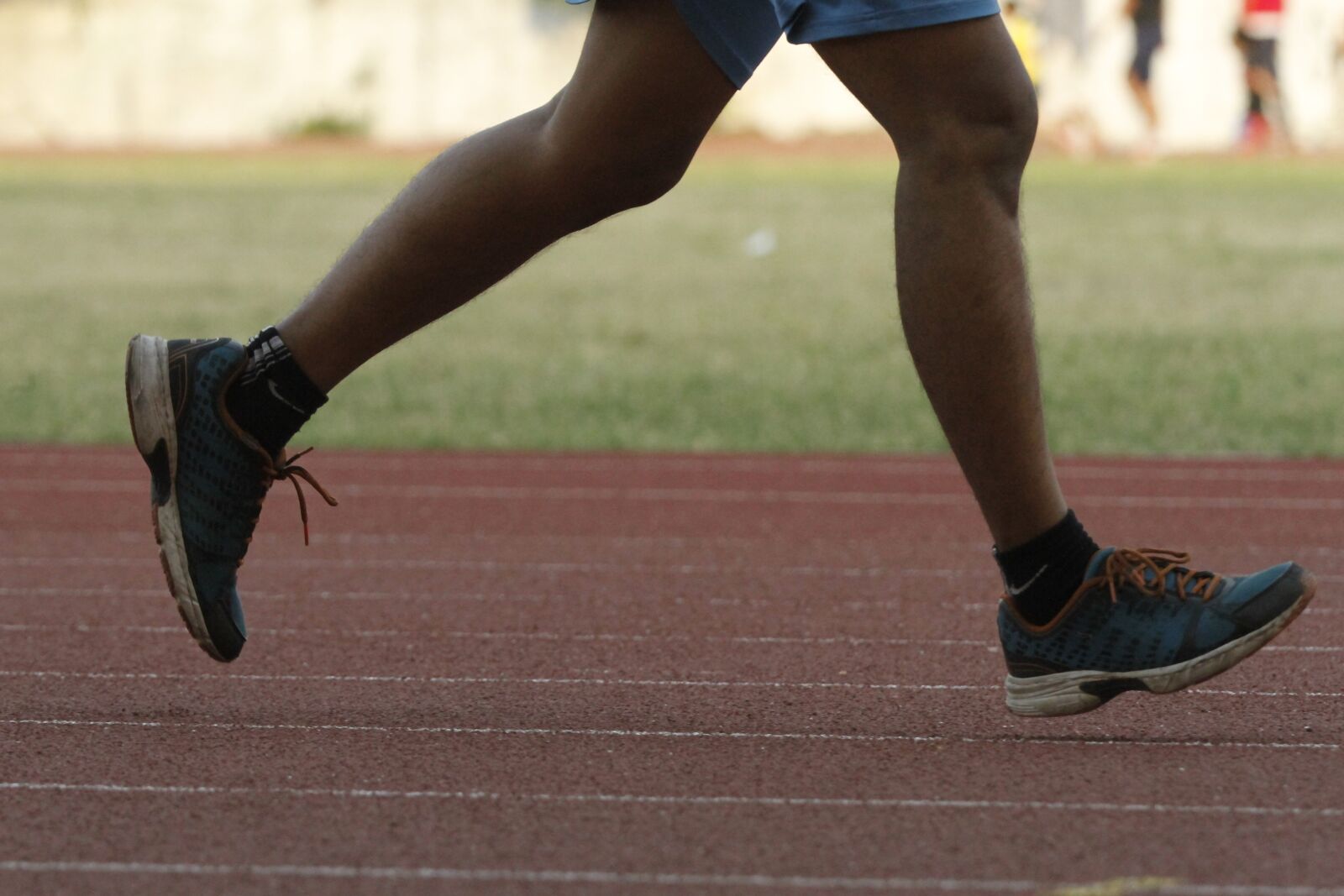 Canon EOS 7D sample photo. Running, walking, sport photography