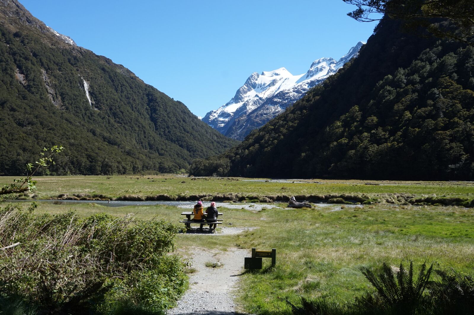 Sony E 16-50mm F3.5-5.6 PZ OSS sample photo. New zealand, nature, mountains photography
