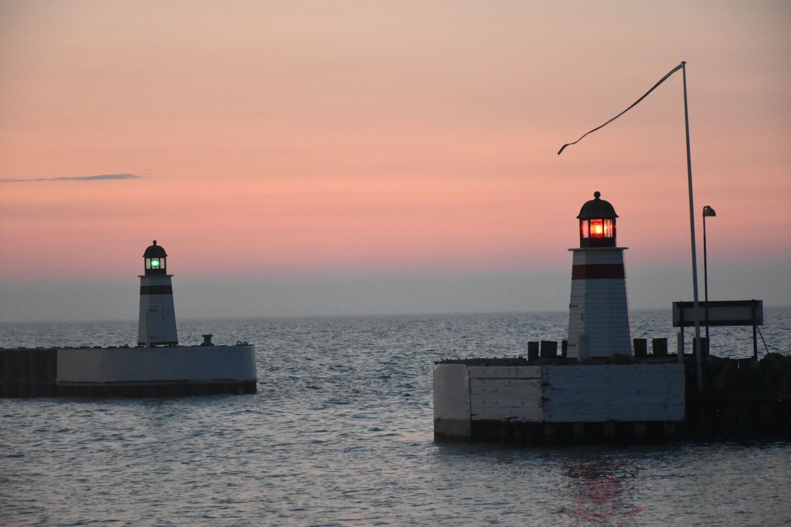 Nikon D5500 sample photo. Lighthouse, evening, water maritim photography