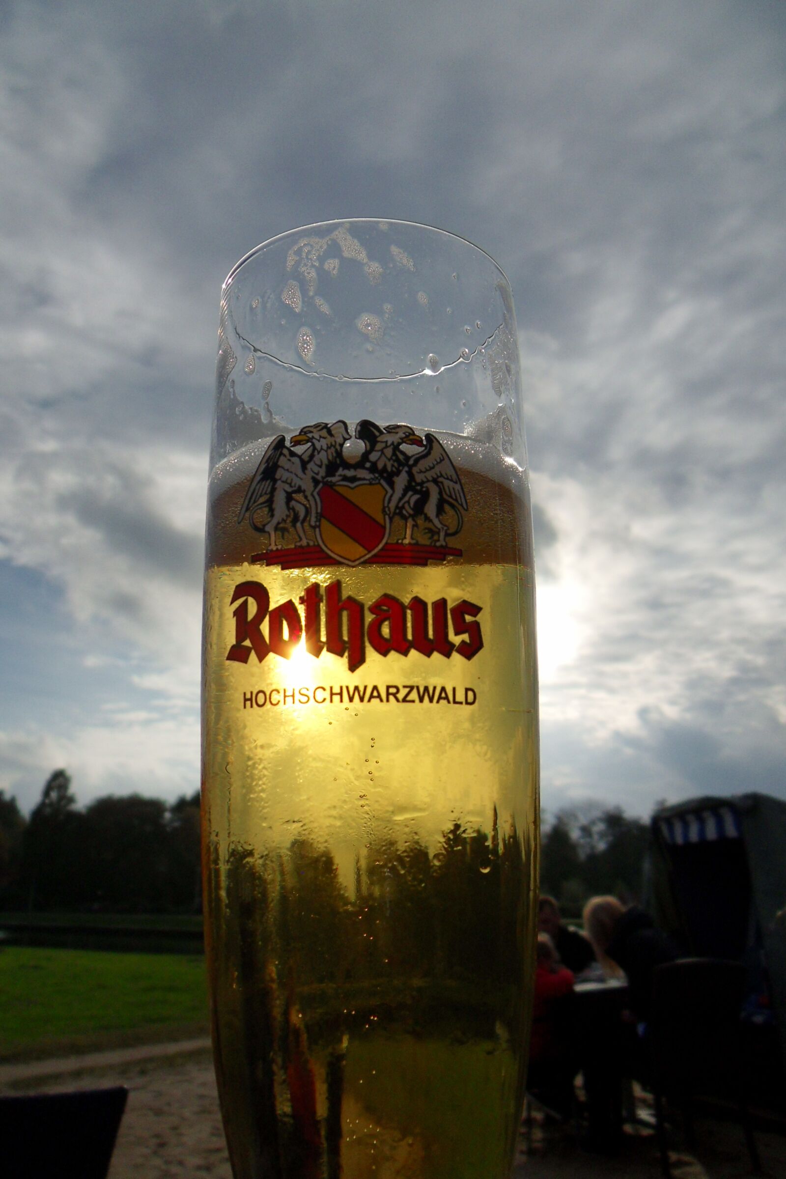 Samsung WB550, WB560 / VLUU WB550 /  HZ15W sample photo. Bier, rothaus, pils photography