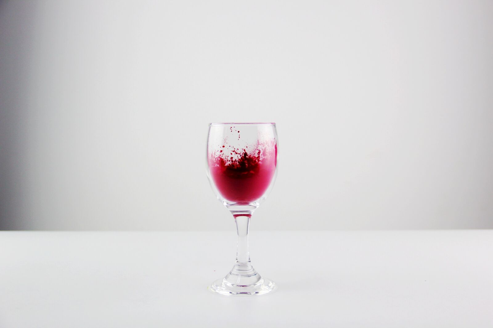 Canon EF-S 18-135mm F3.5-5.6 IS sample photo. Goblet, wine glasses, rose photography