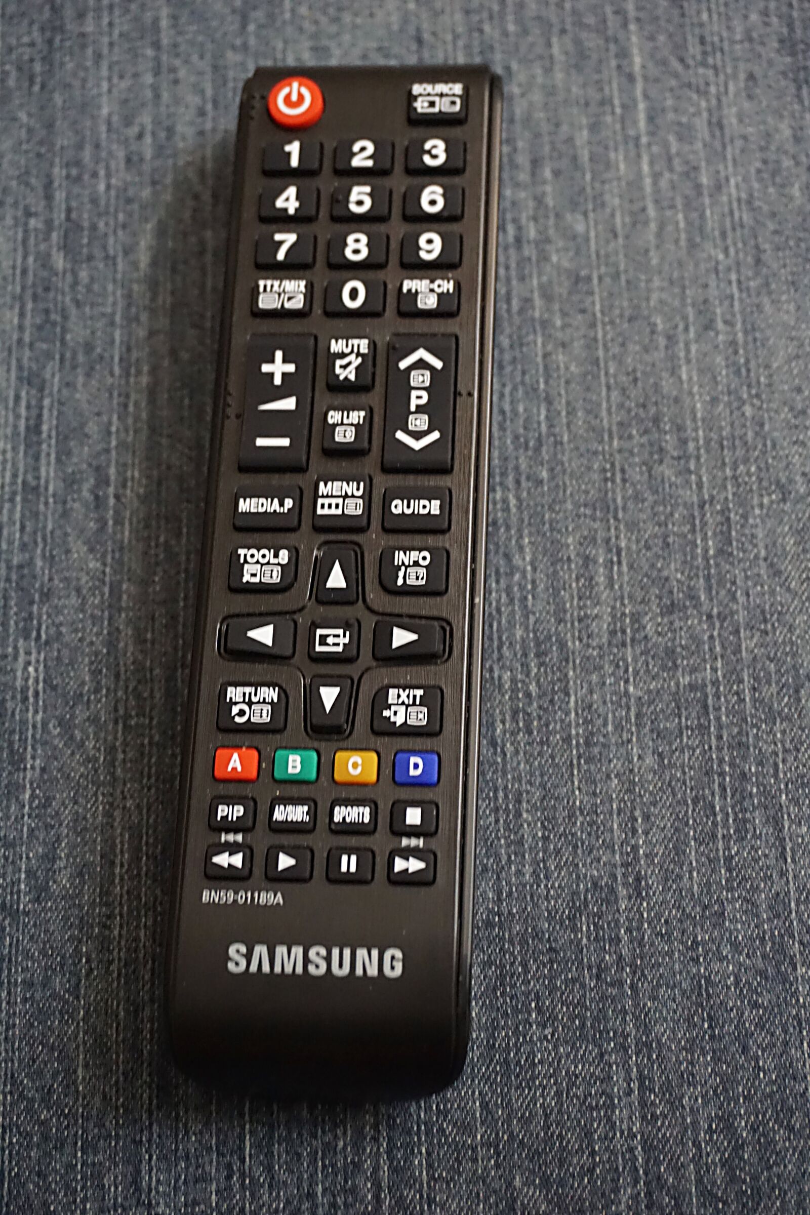 Sony a6000 sample photo. Remote control, zapounette, television photography