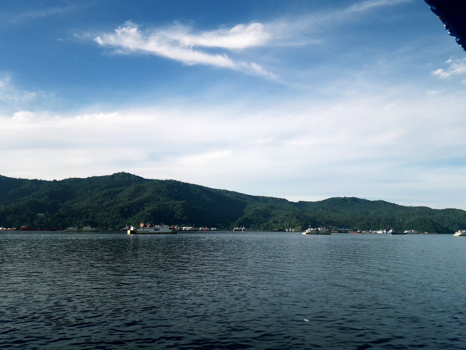 Samsung Galaxy J3 Pro sample photo. Ships, mountain, sky photography