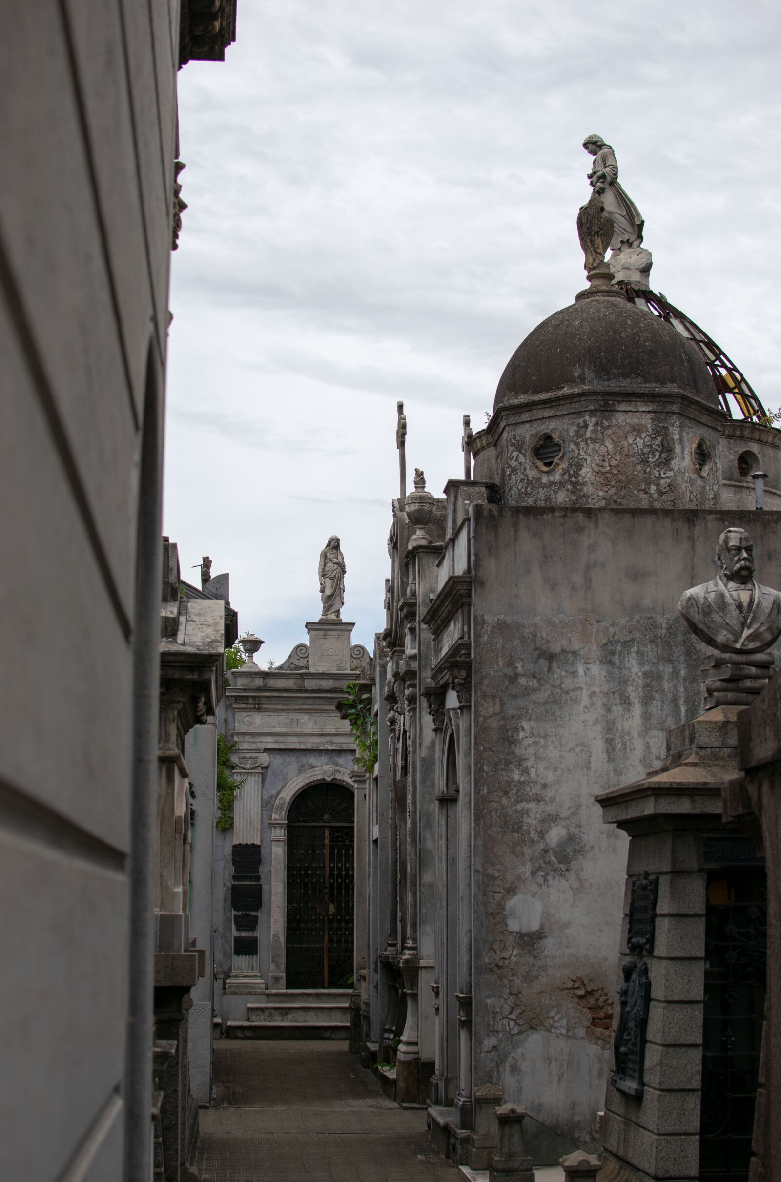 Nikon D3300 sample photo. Buenos aires, recoleta, cemetery photography