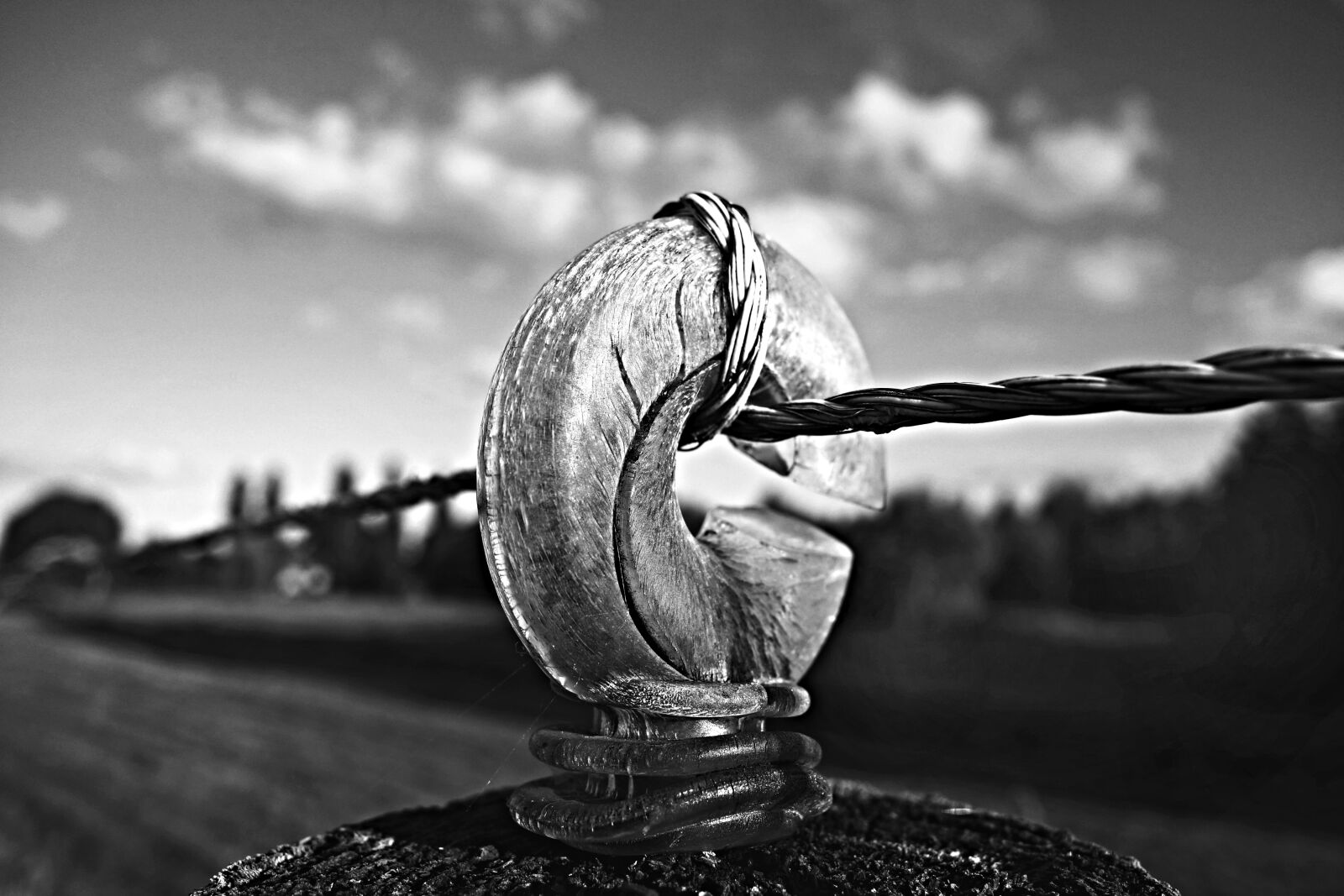 Sony Cyber-shot DSC-RX100 sample photo. Silver, metal, round, part photography