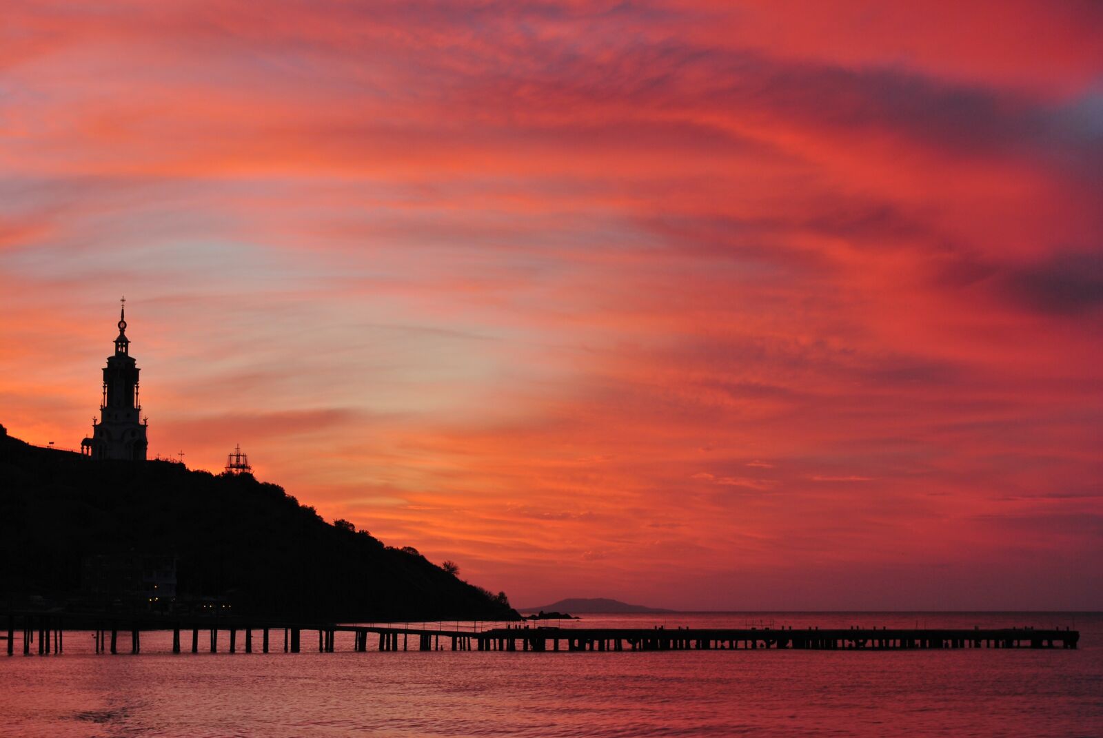 Nikon D3000 sample photo. Red, dawn, in the photography